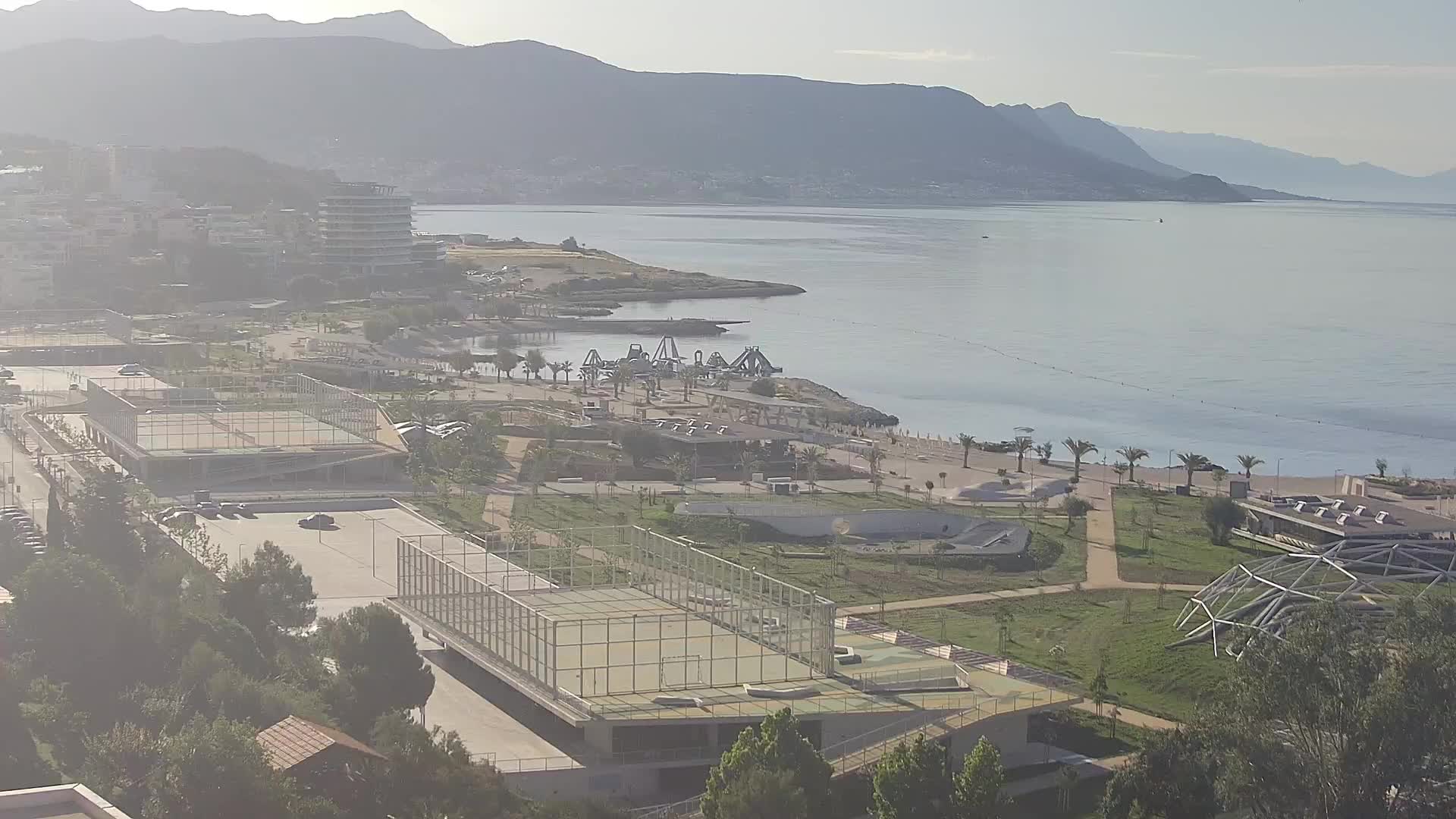 Playa Žnjan e instalaciones deportivas – Split
