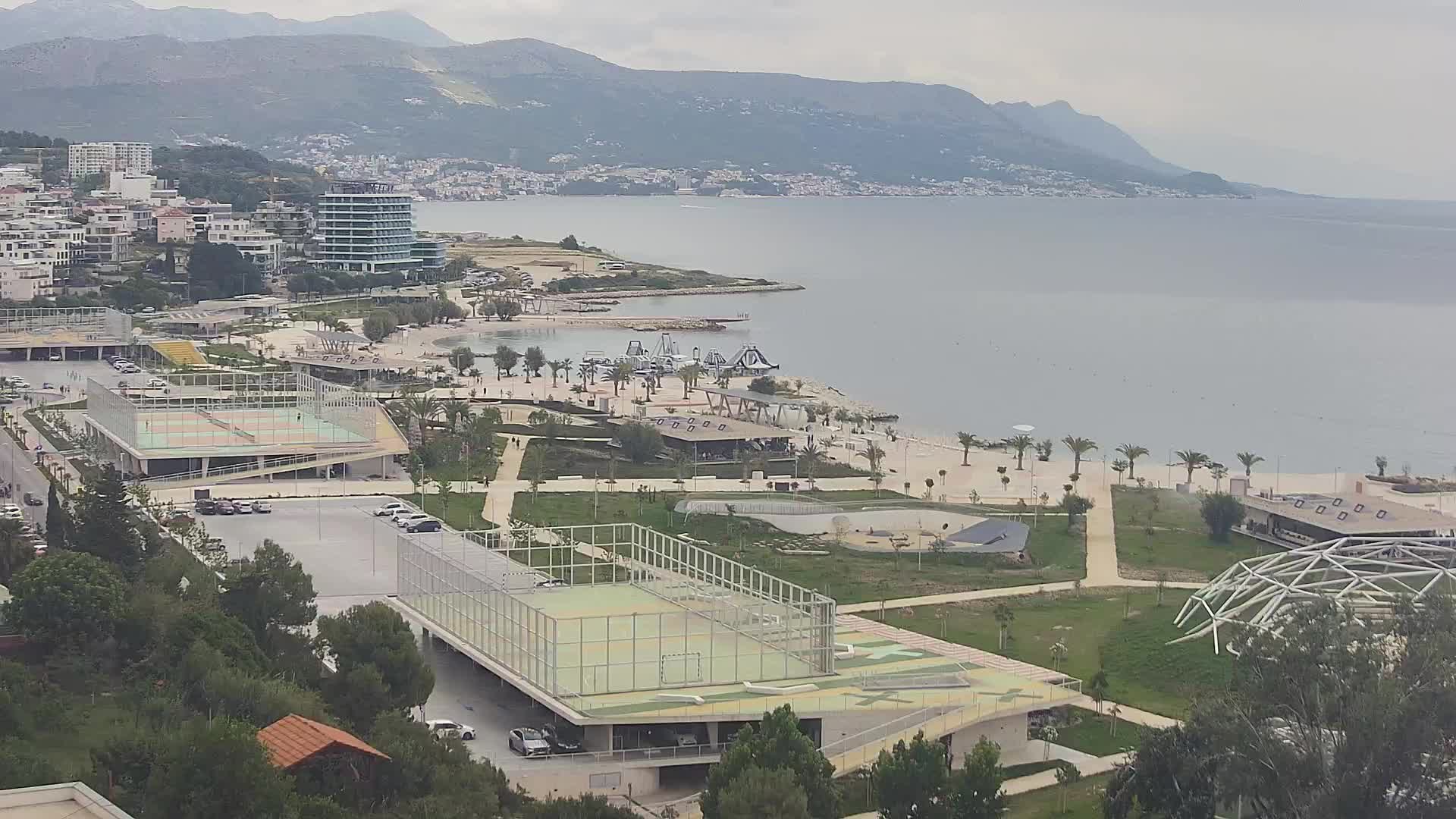 Plaža Žnjan in športni objekti – Split