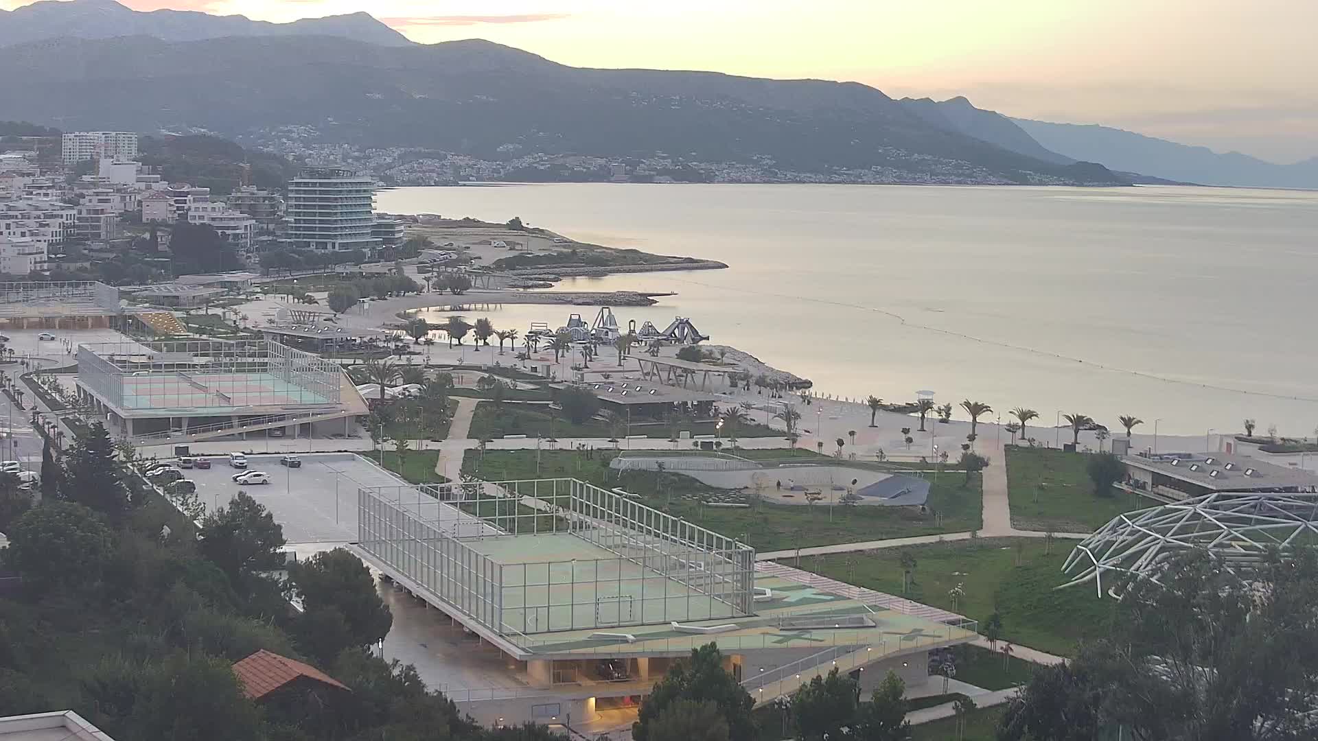 Plaža Žnjan in športni objekti – Split