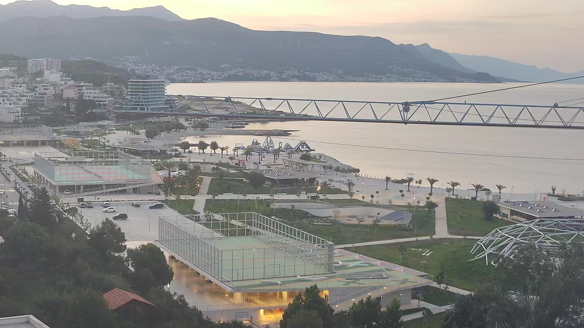 Plaža Žnjan in športni objekti – Split