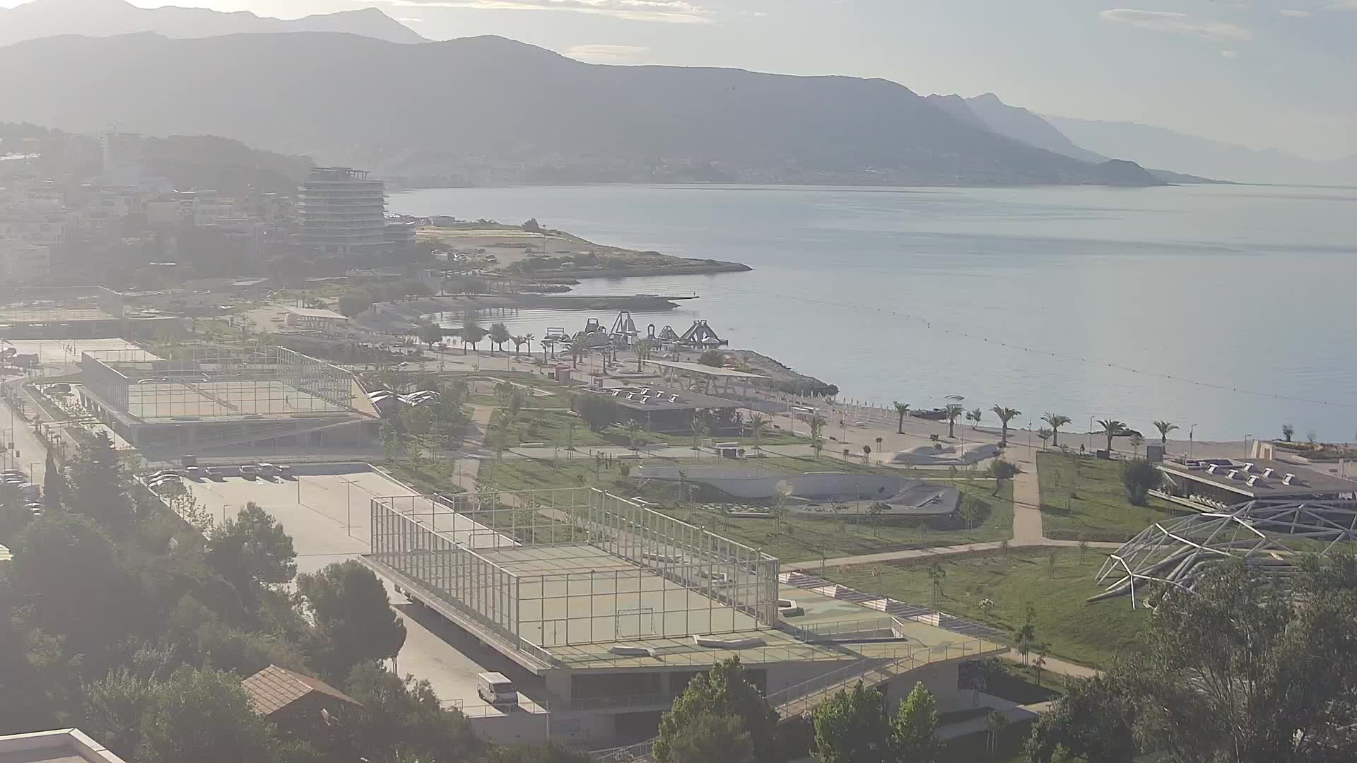 Plaža Žnjan in športni objekti – Split