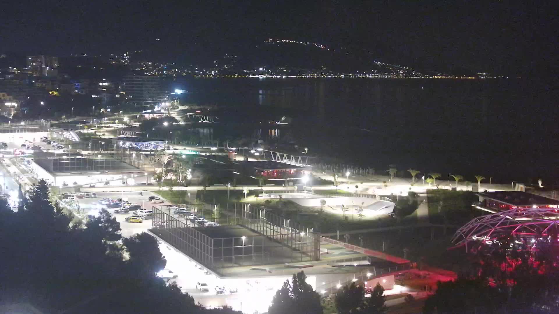 Plaža Žnjan in športni objekti – Split