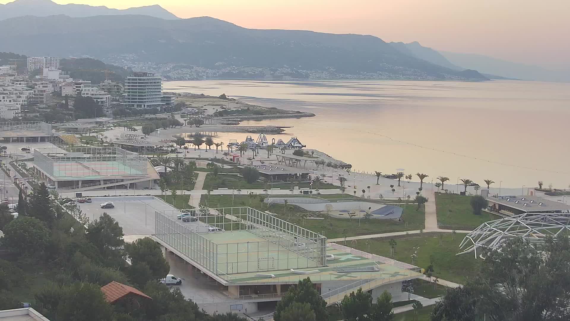 Playa Žnjan e instalaciones deportivas – Split
