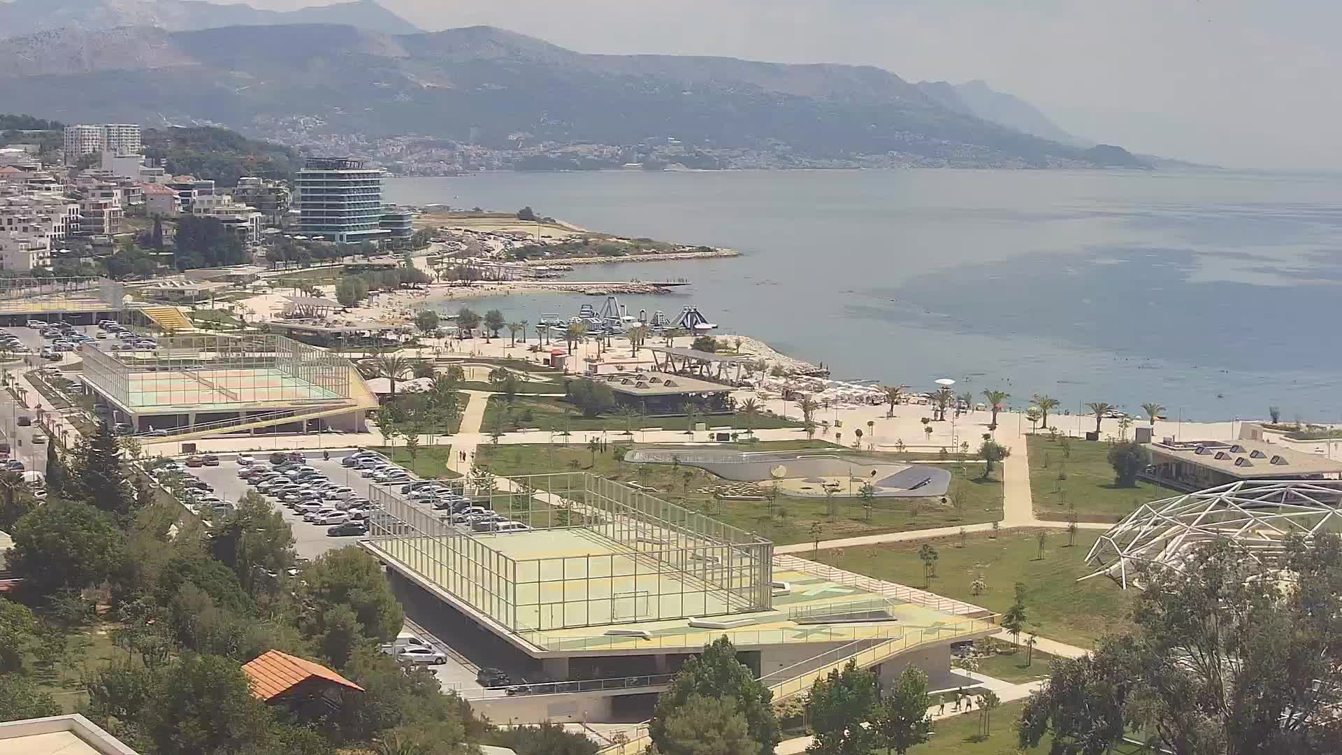 Plaža Žnjan in športni objekti – Split