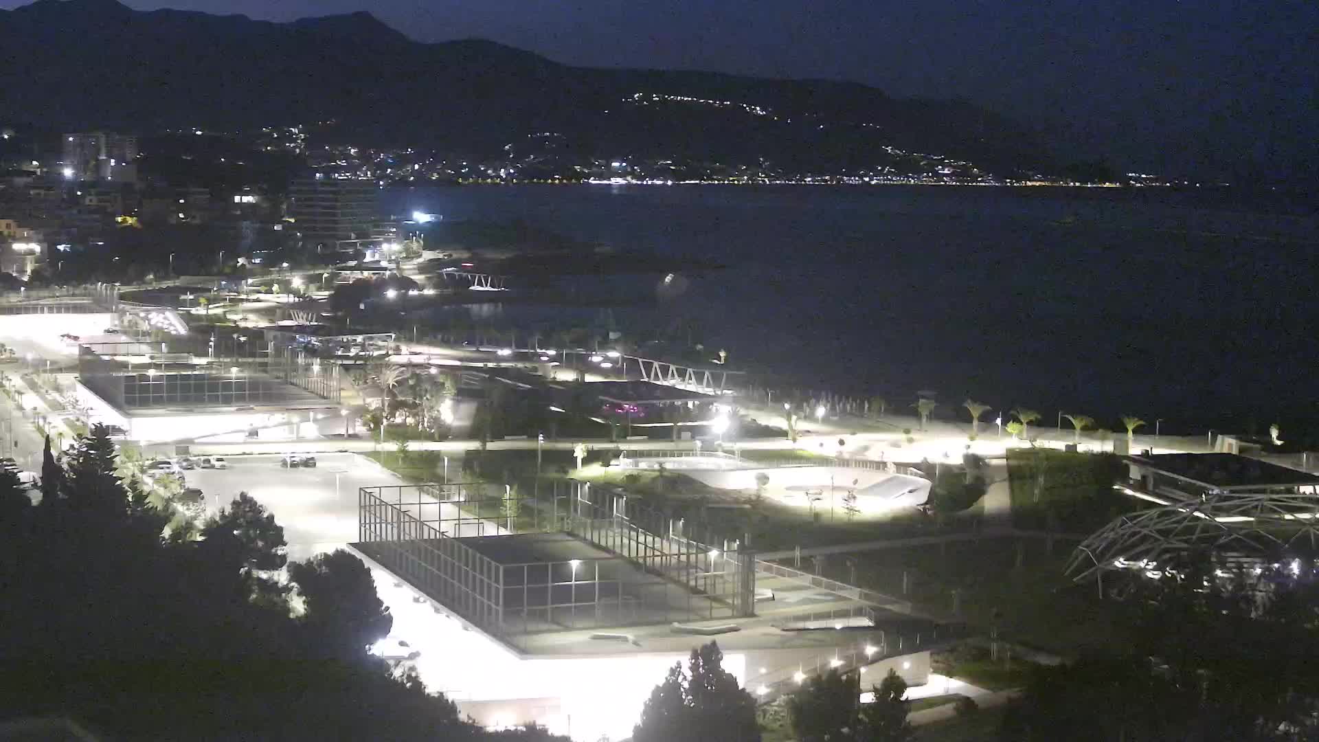 Plage Žnjan et installations sportives – Split
