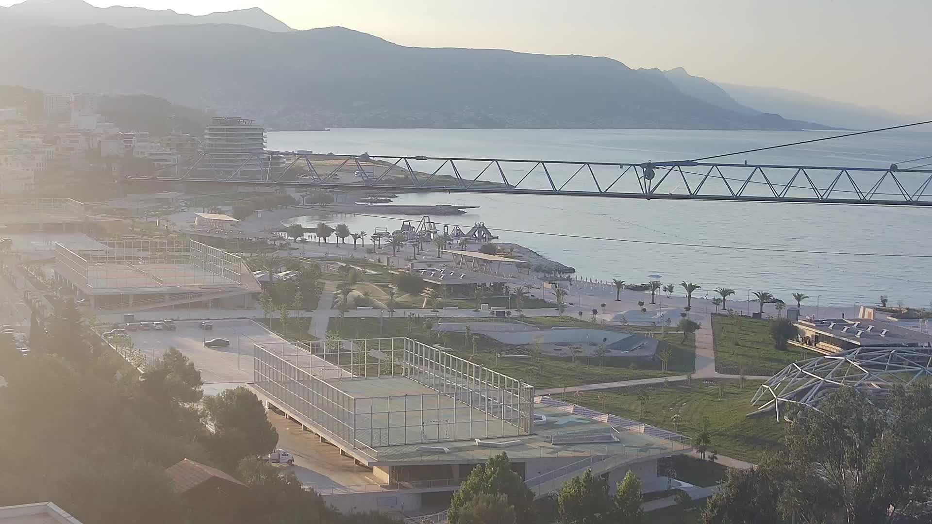 Playa Žnjan e instalaciones deportivas – Split