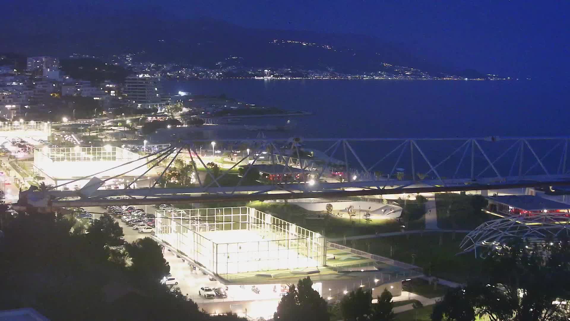 Plaža Žnjan in športni objekti – Split