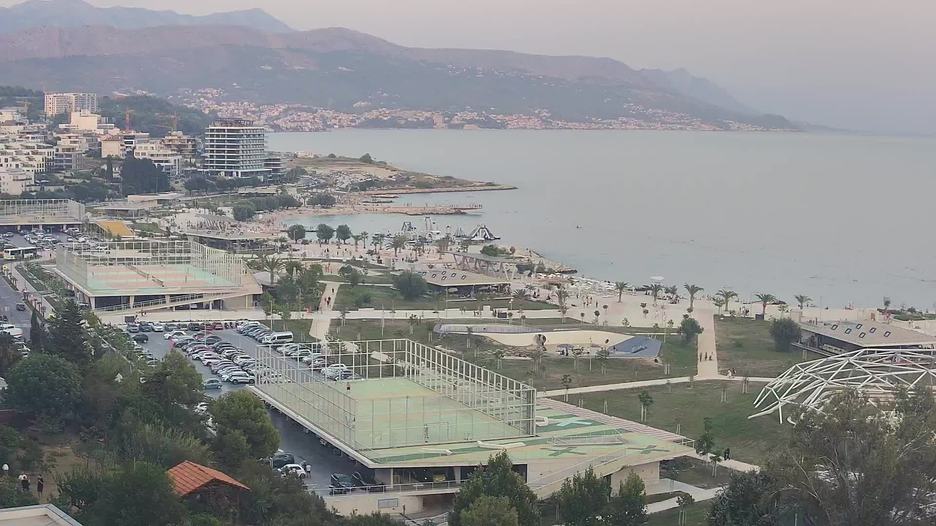 Plaža Žnjan in športni objekti – Split