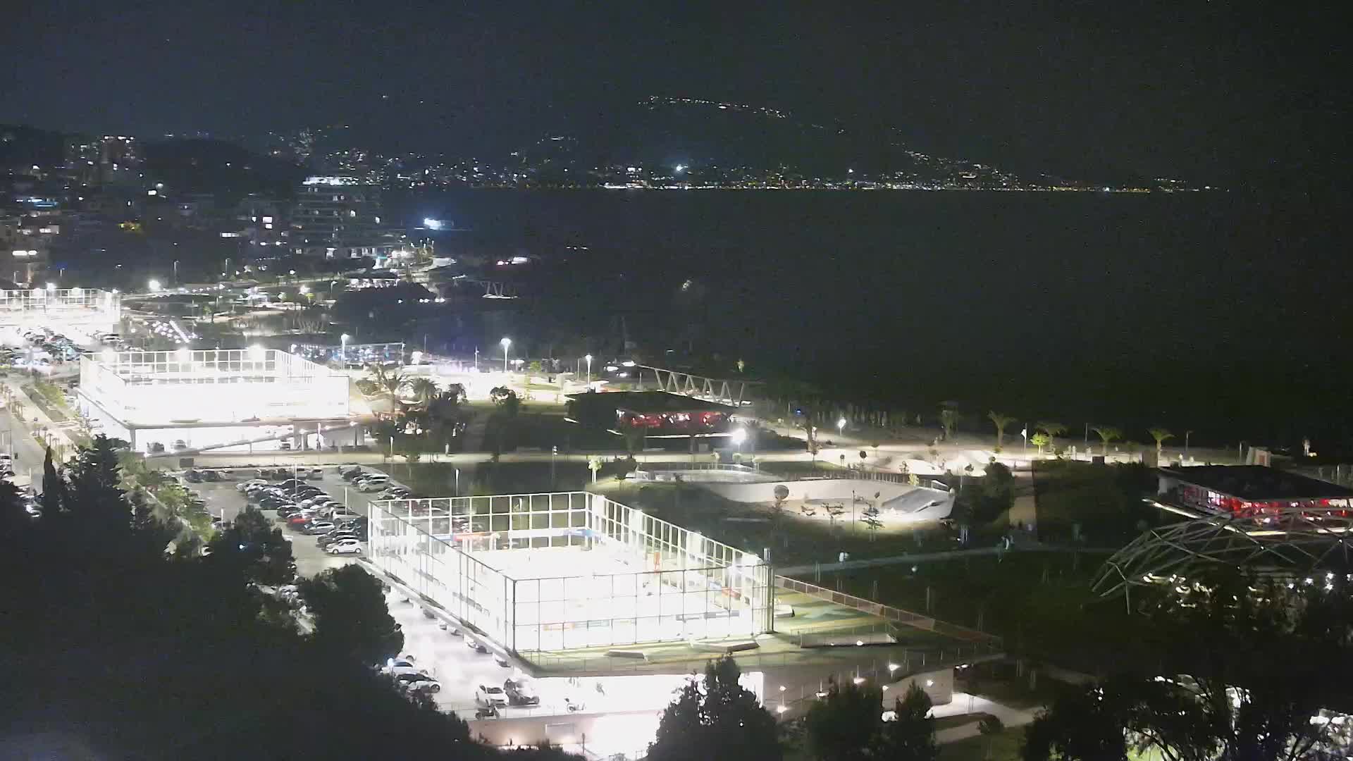 Playa Žnjan e instalaciones deportivas – Split