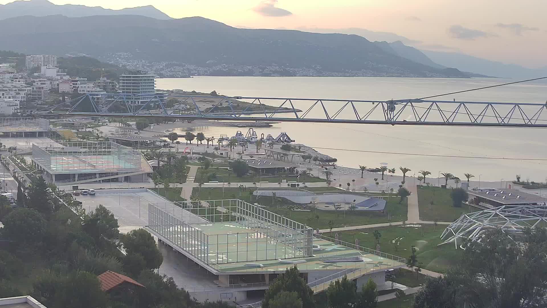 Plaža Žnjan in športni objekti – Split