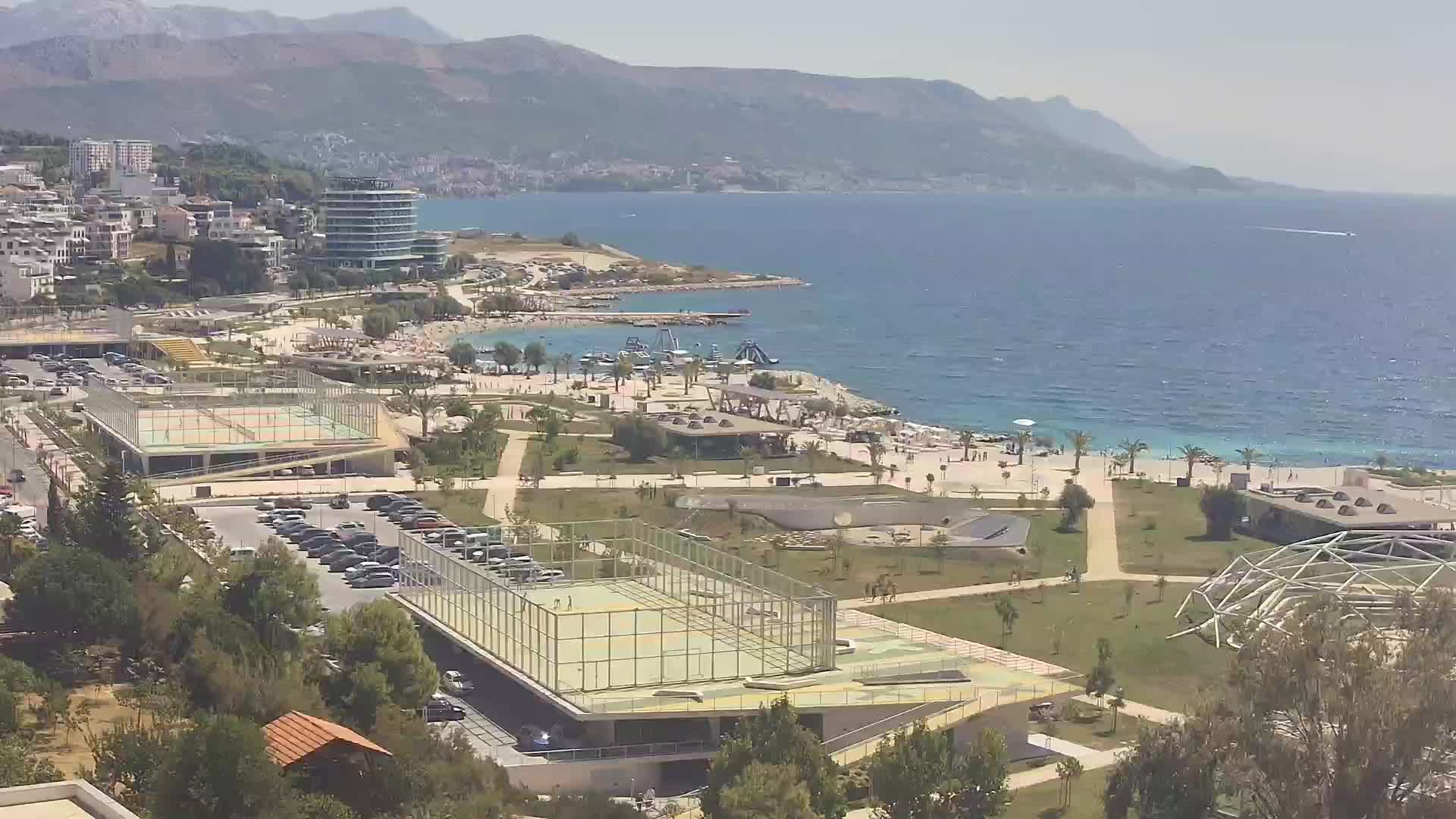 Plaža Žnjan in športni objekti – Split