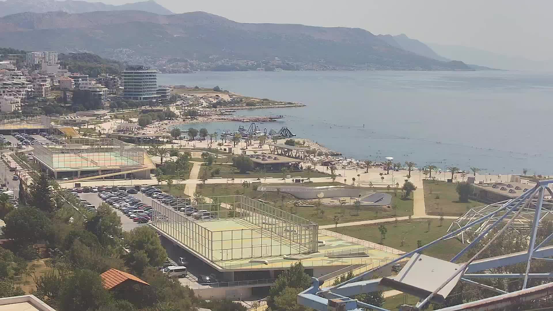 Playa Žnjan e instalaciones deportivas – Split