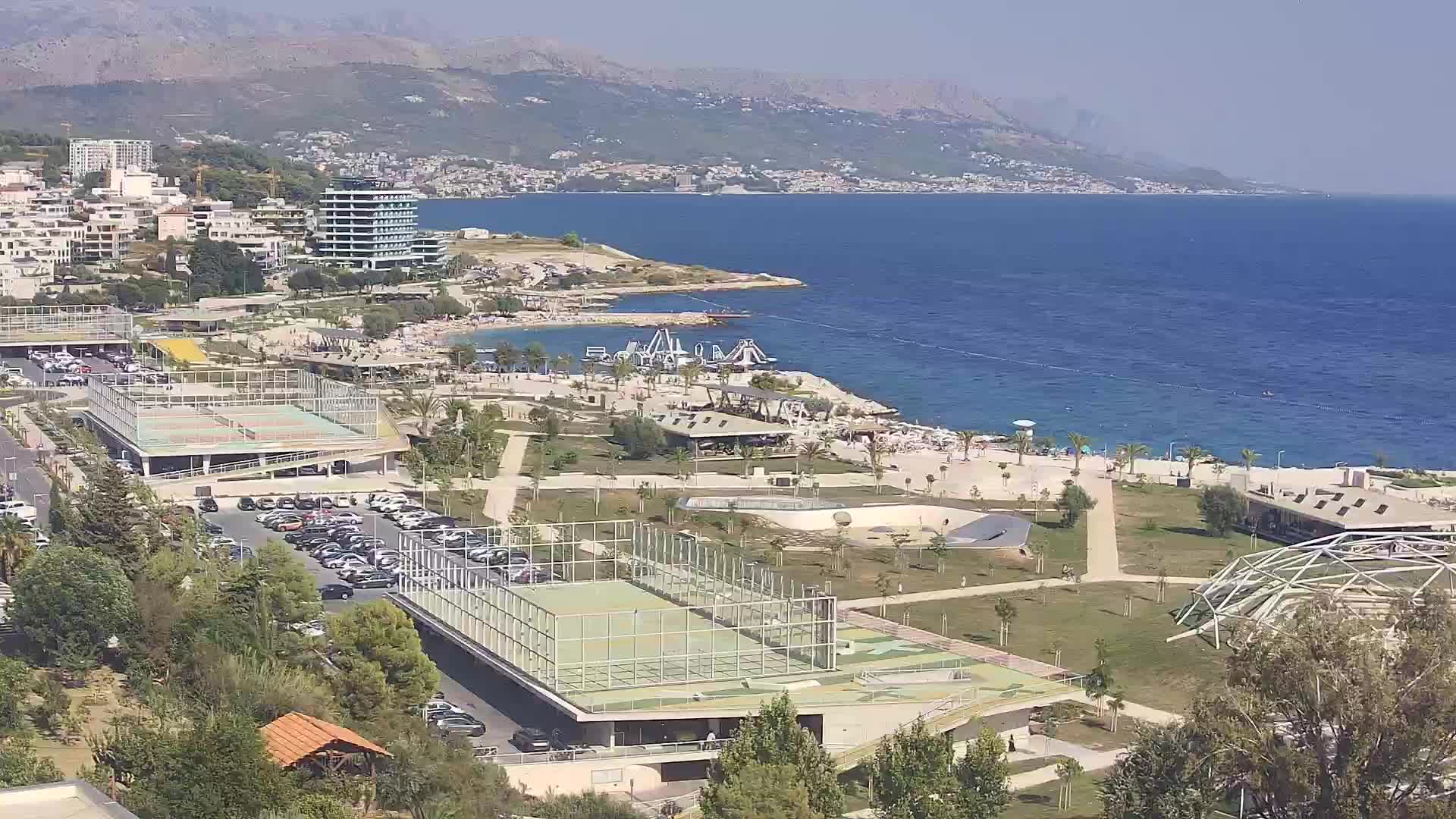Plaža Žnjan in športni objekti – Split