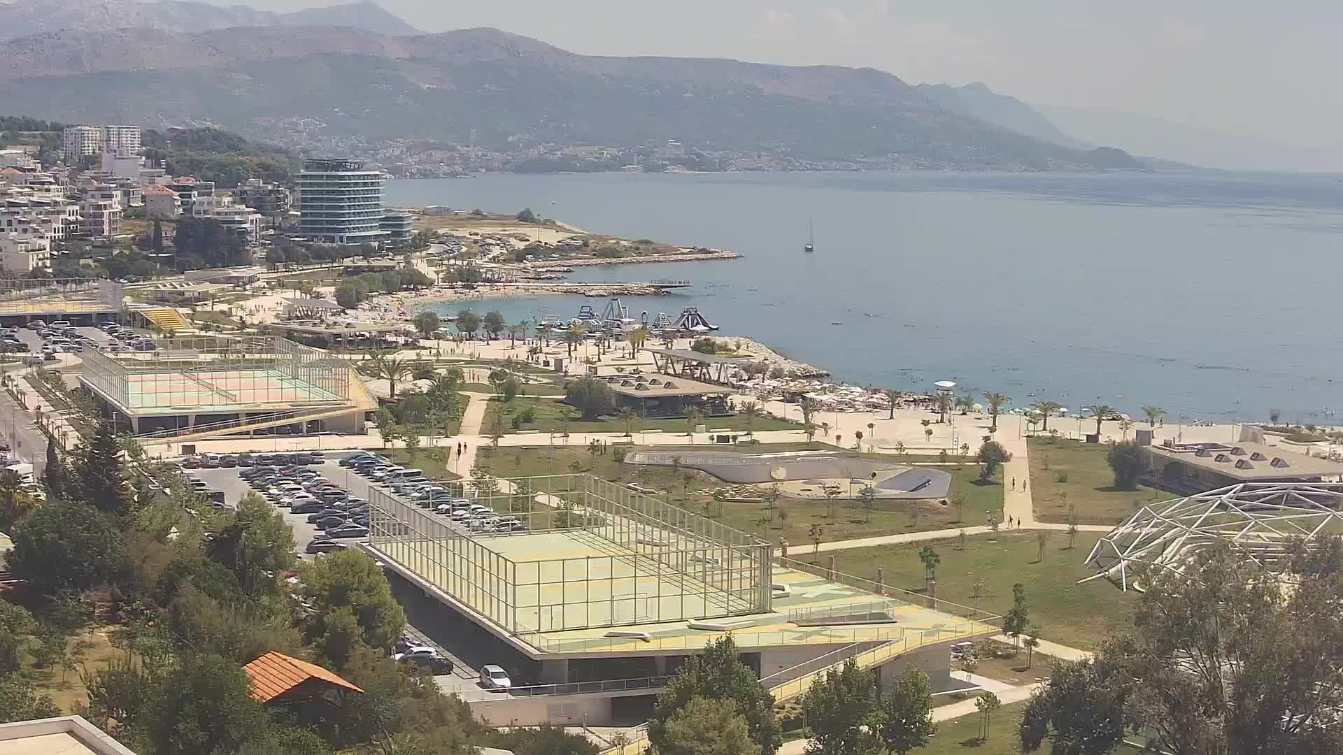 Playa Žnjan e instalaciones deportivas – Split