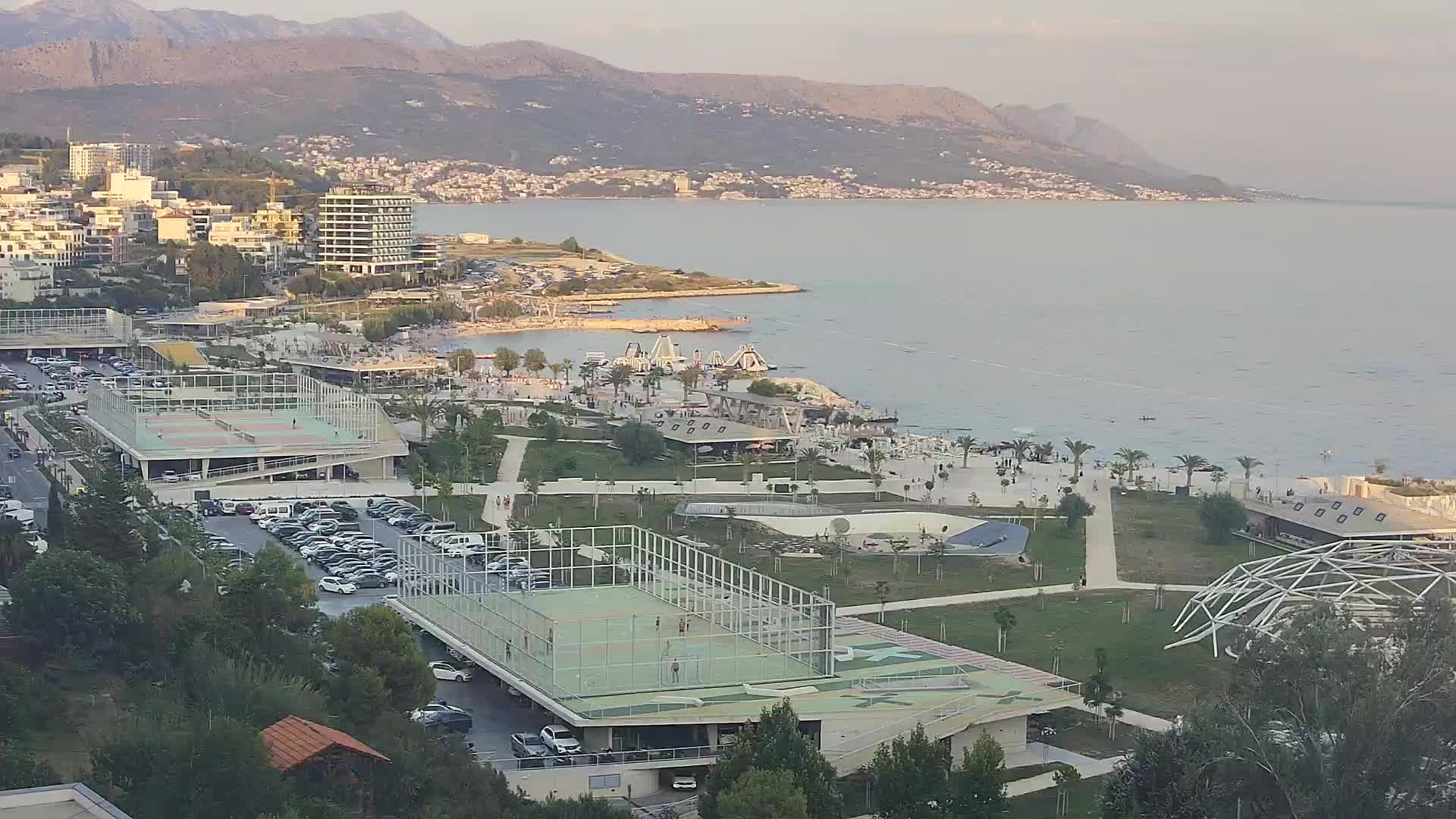 Plaža Žnjan in športni objekti – Split