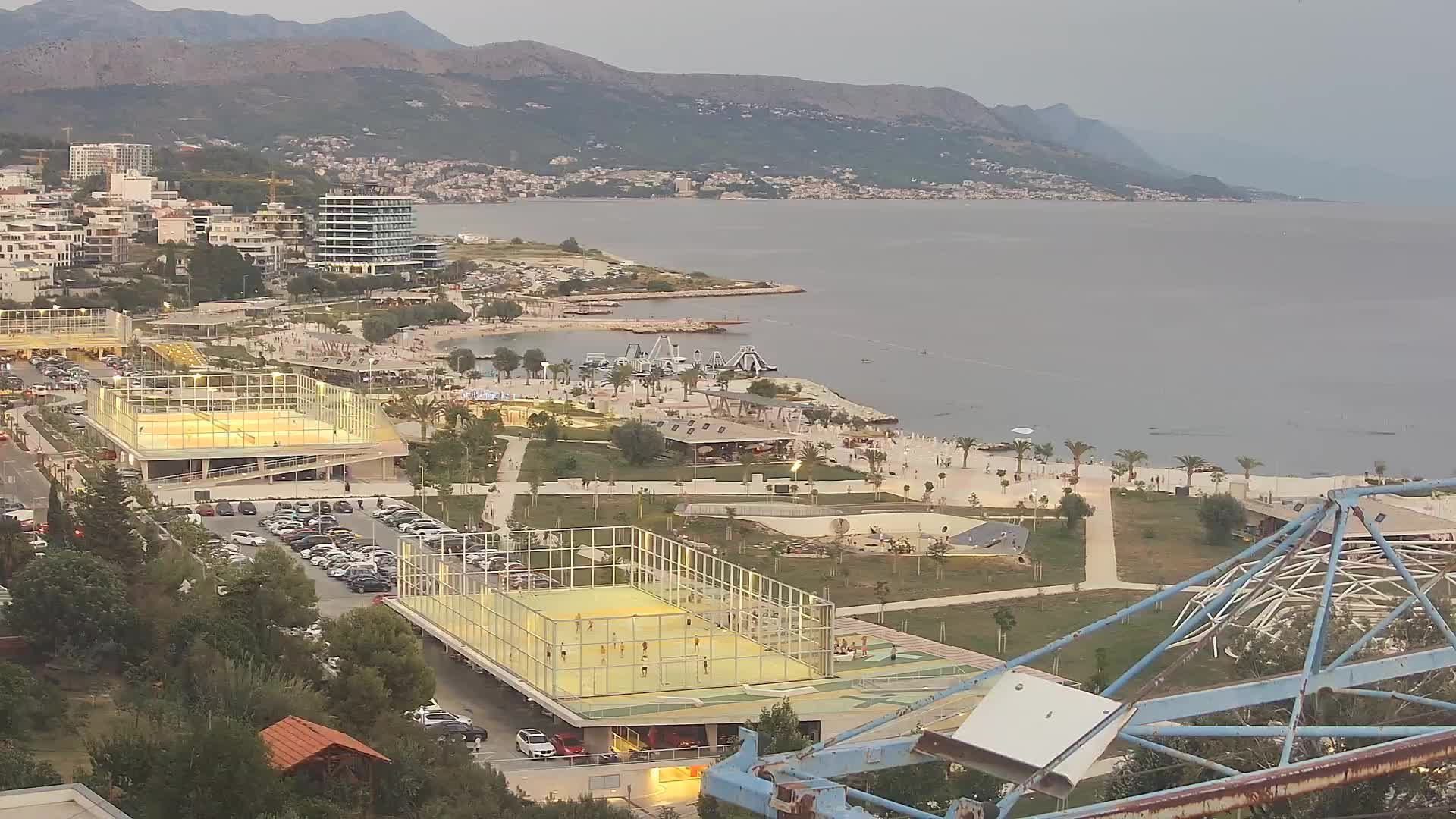 Plaža Žnjan in športni objekti – Split