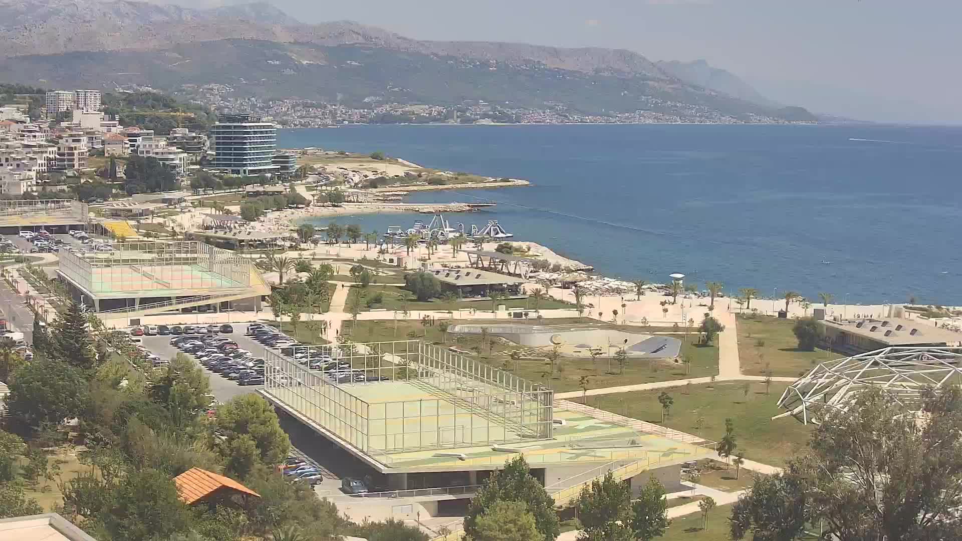 Plaža Žnjan in športni objekti – Split