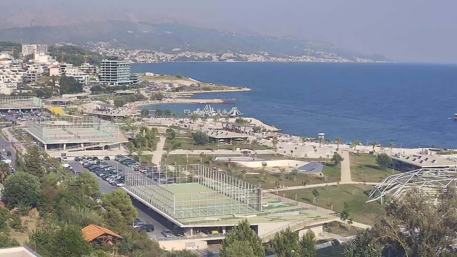 Plaža Žnjan in športni objekti – Split