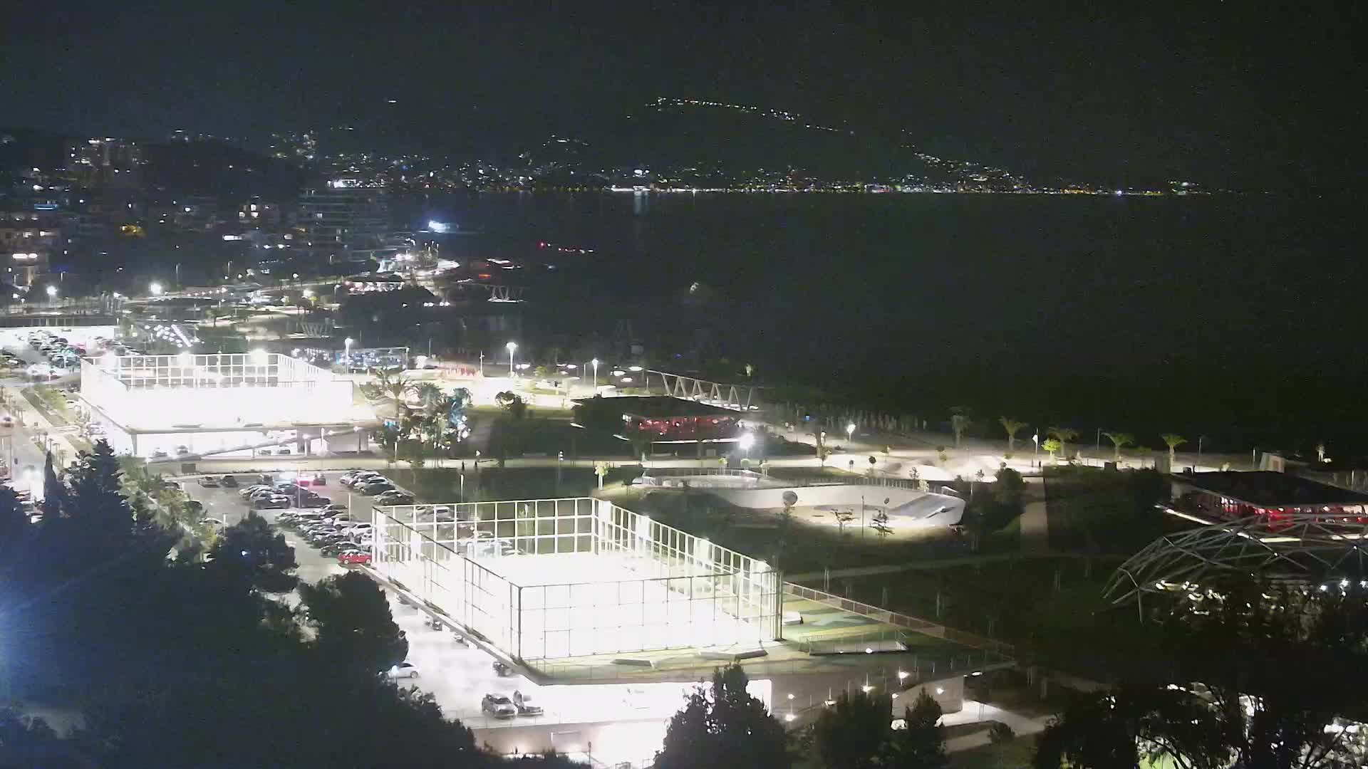 Plaža Žnjan in športni objekti – Split