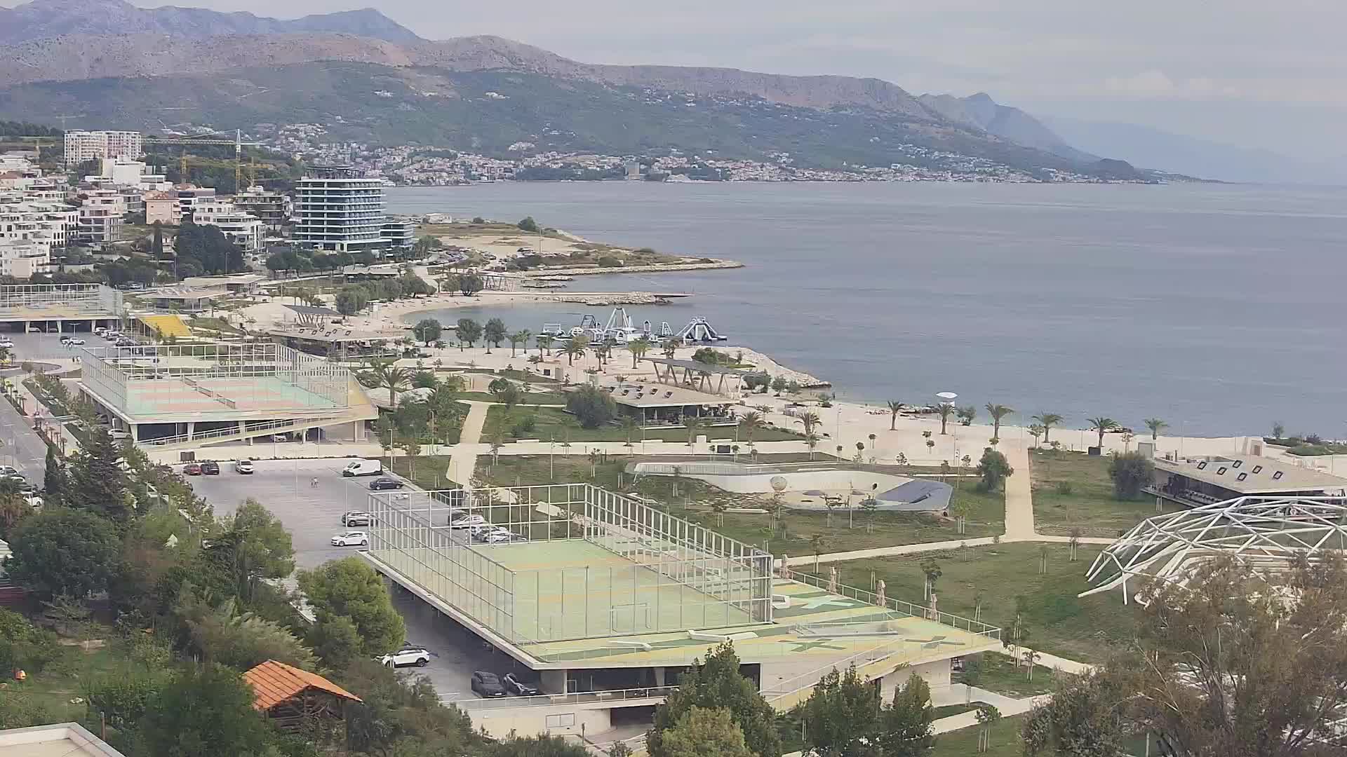 Plaža Žnjan in športni objekti – Split