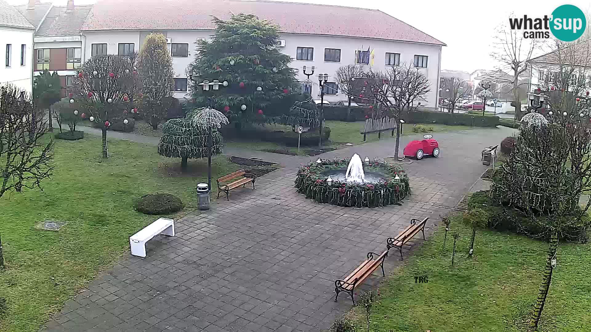 Čazma – Čazmanskog Kaptola square