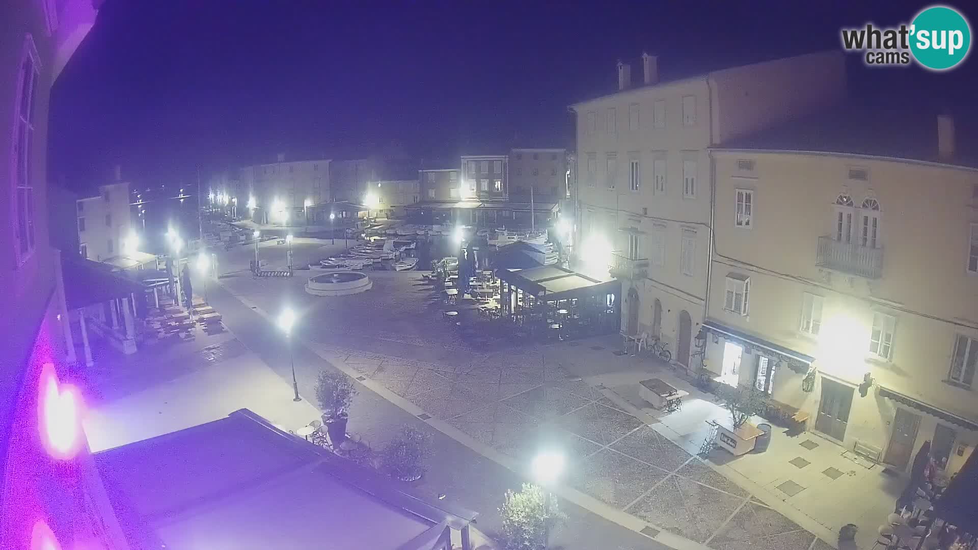 LIVE cam Cres city – main square and “mandrač” – Cres island – Croatia