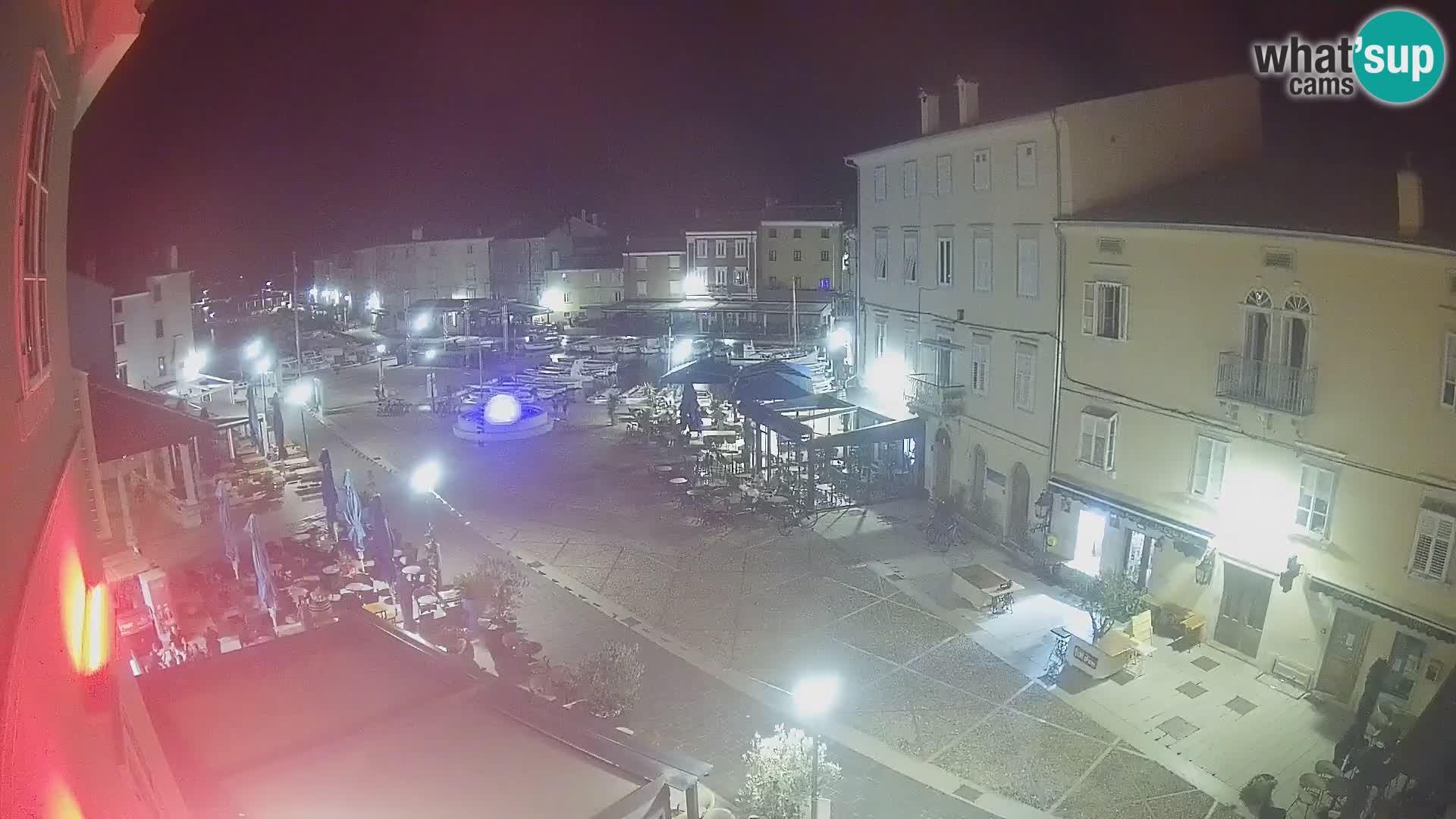 LIVE cam Cres città – piazza principale e “mandrač” – isola di Cherso – Croazia