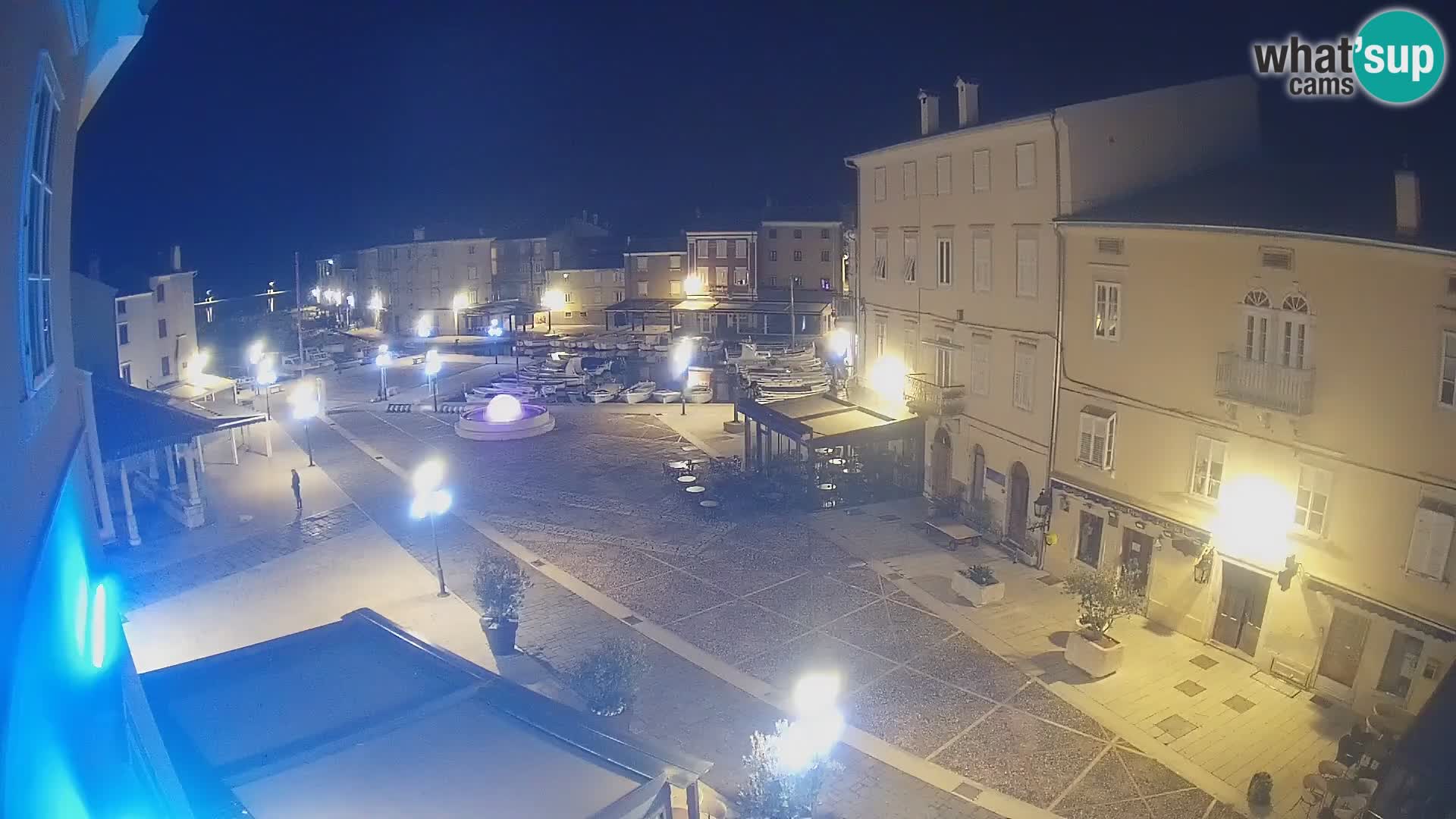 LIVE cam Cres città – piazza principale e “mandrač” – isola di Cherso – Croazia