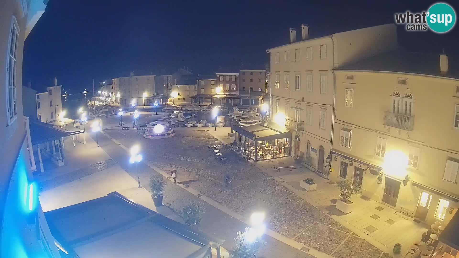 LIVE cam Cres Stadt – Hauptplatz und “mandrač” – Cres Insel – Kroatien