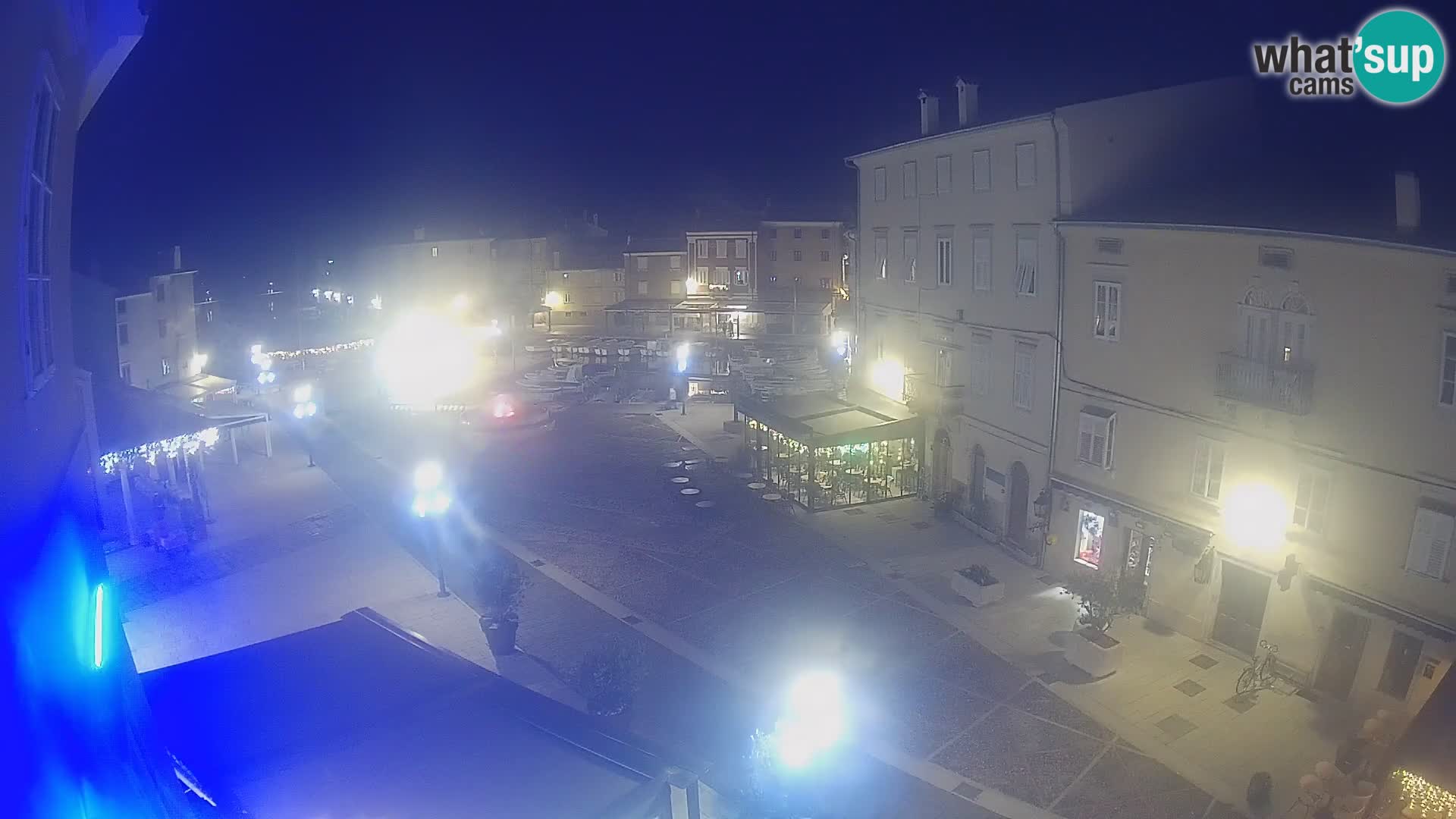 LIVE cam Cres Stadt – Hauptplatz und “mandrač” – Cres Insel – Kroatien