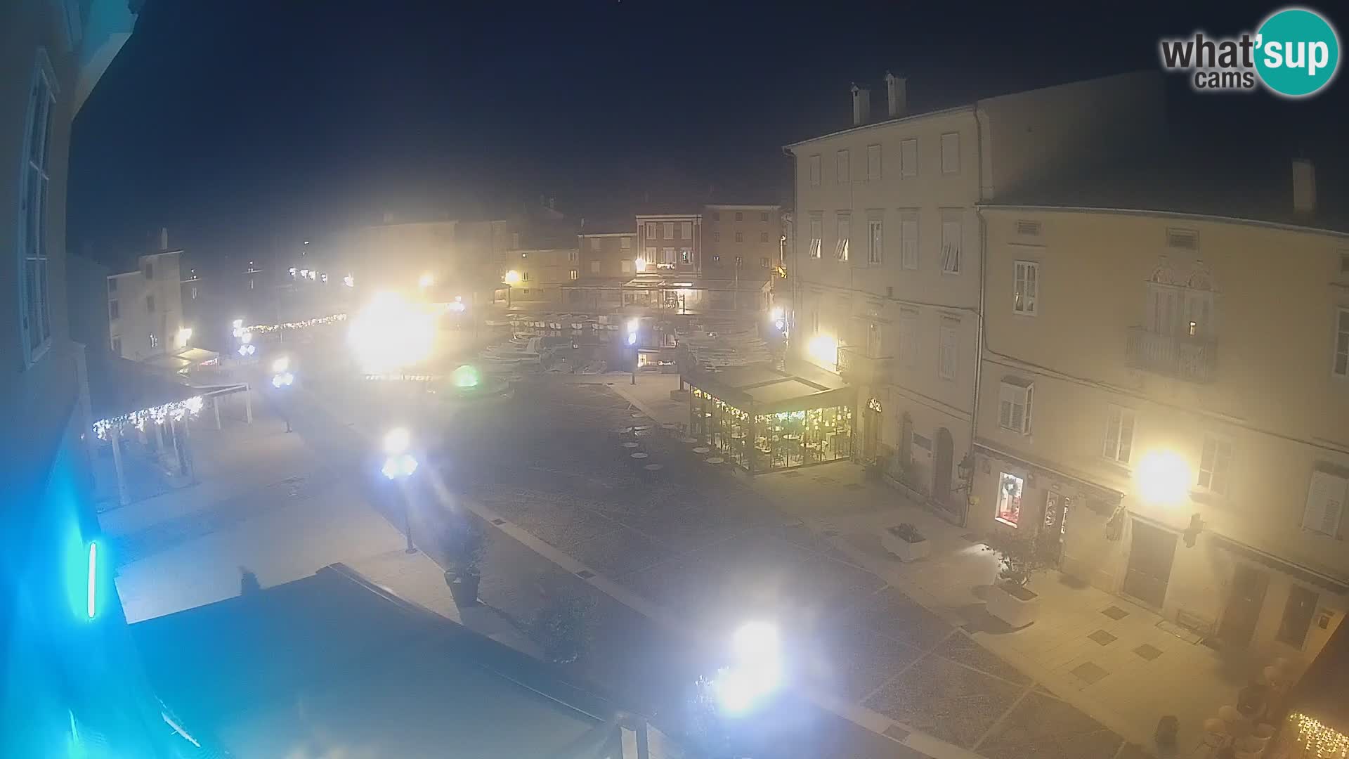 LIVE cam Cres città – piazza principale e “mandrač” – isola di Cherso – Croazia