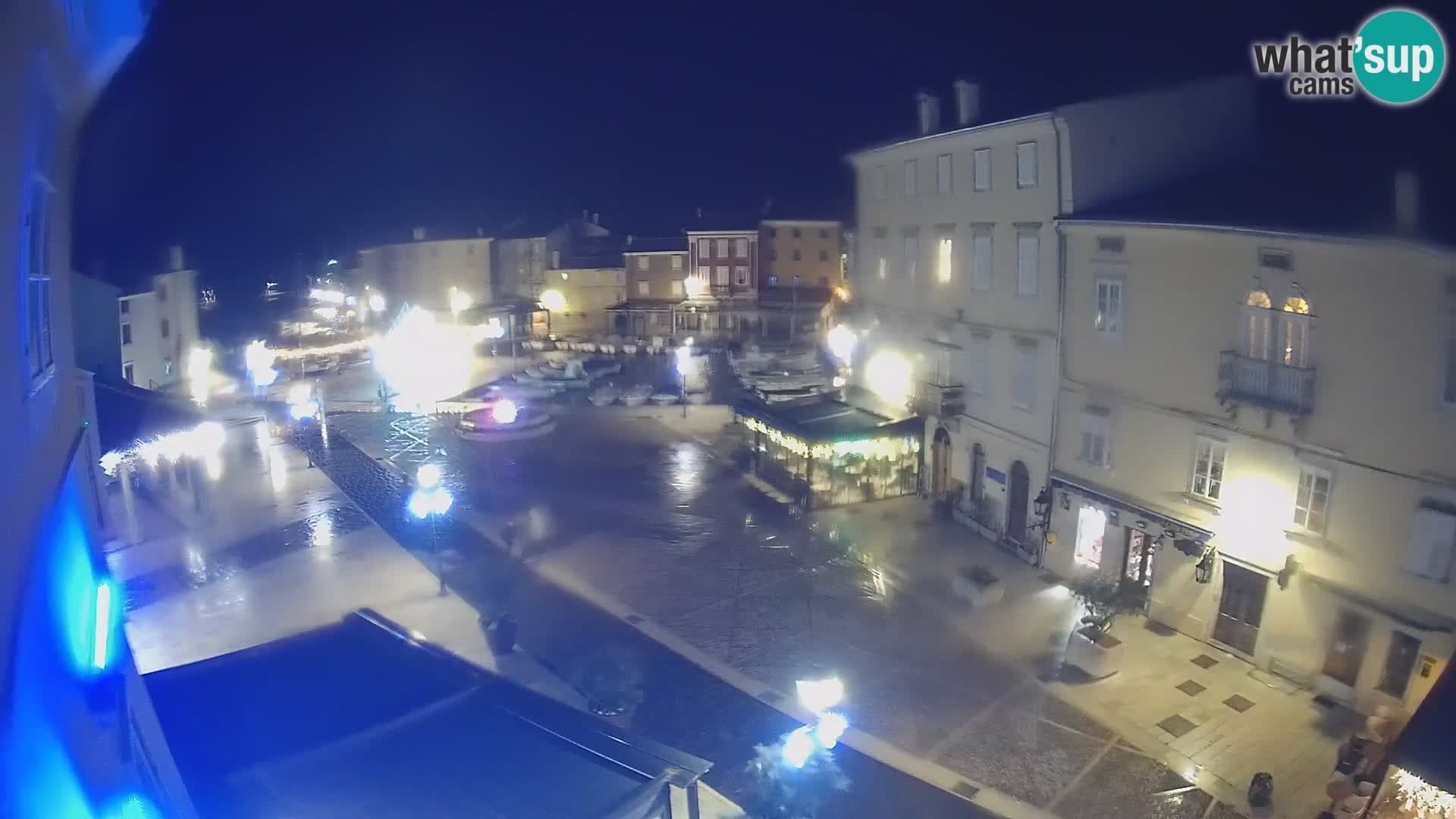 LIVE cam Cres Stadt – Hauptplatz und “mandrač” – Cres Insel – Kroatien