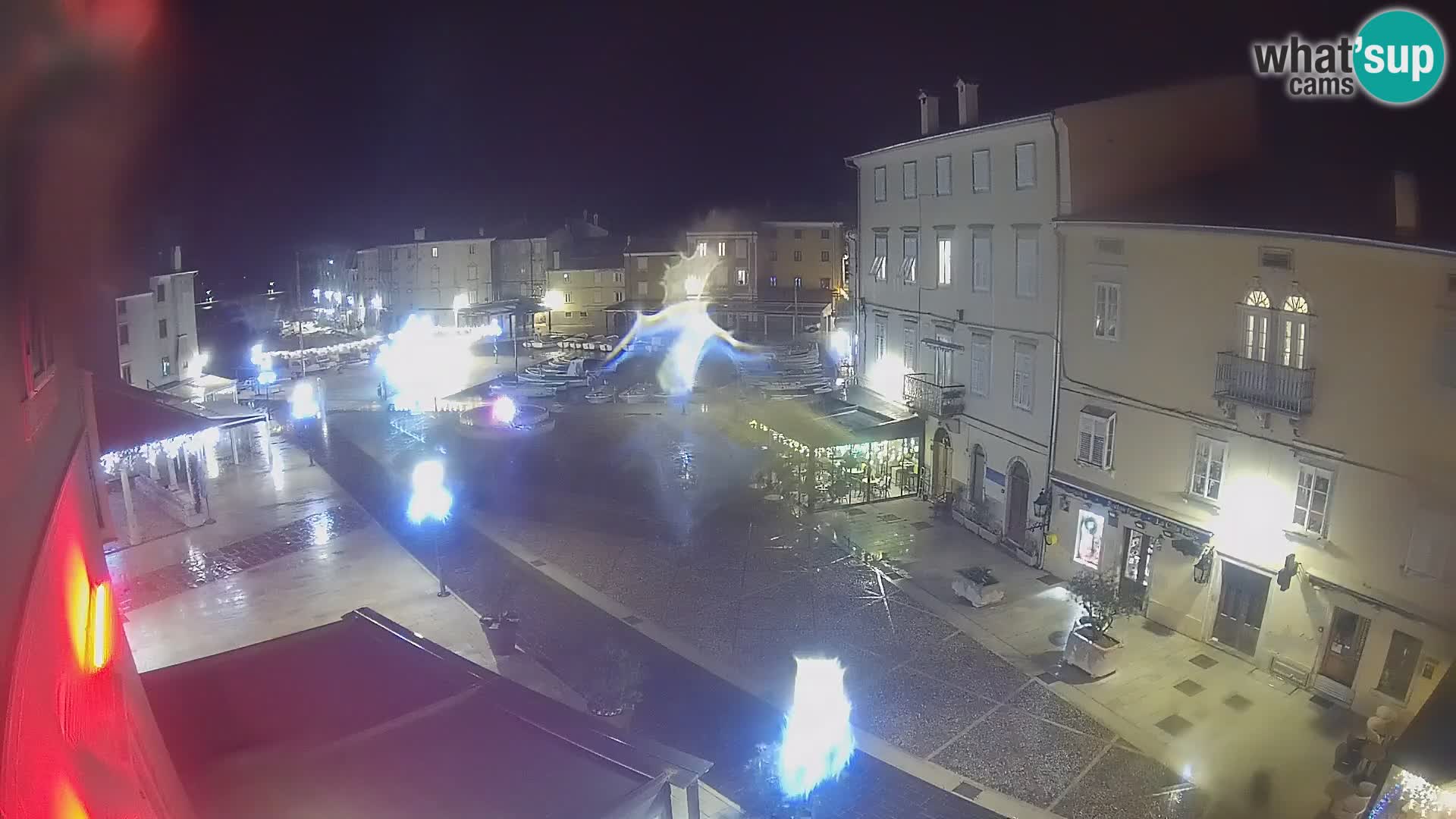 LIVE cam Cres city – place principale et “mandrač” – île de Cres – Croatie