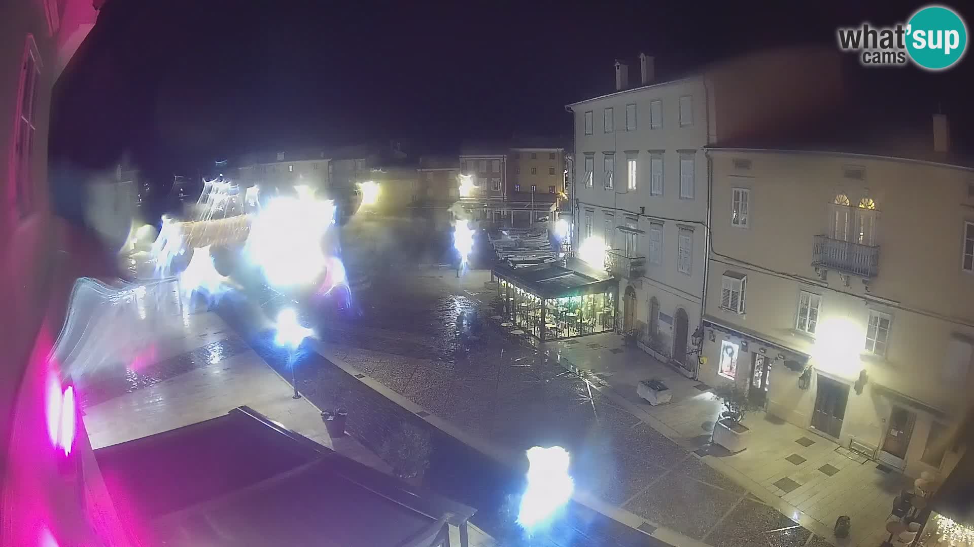 LIVE cam Cres Stadt – Hauptplatz und “mandrač” – Cres Insel – Kroatien