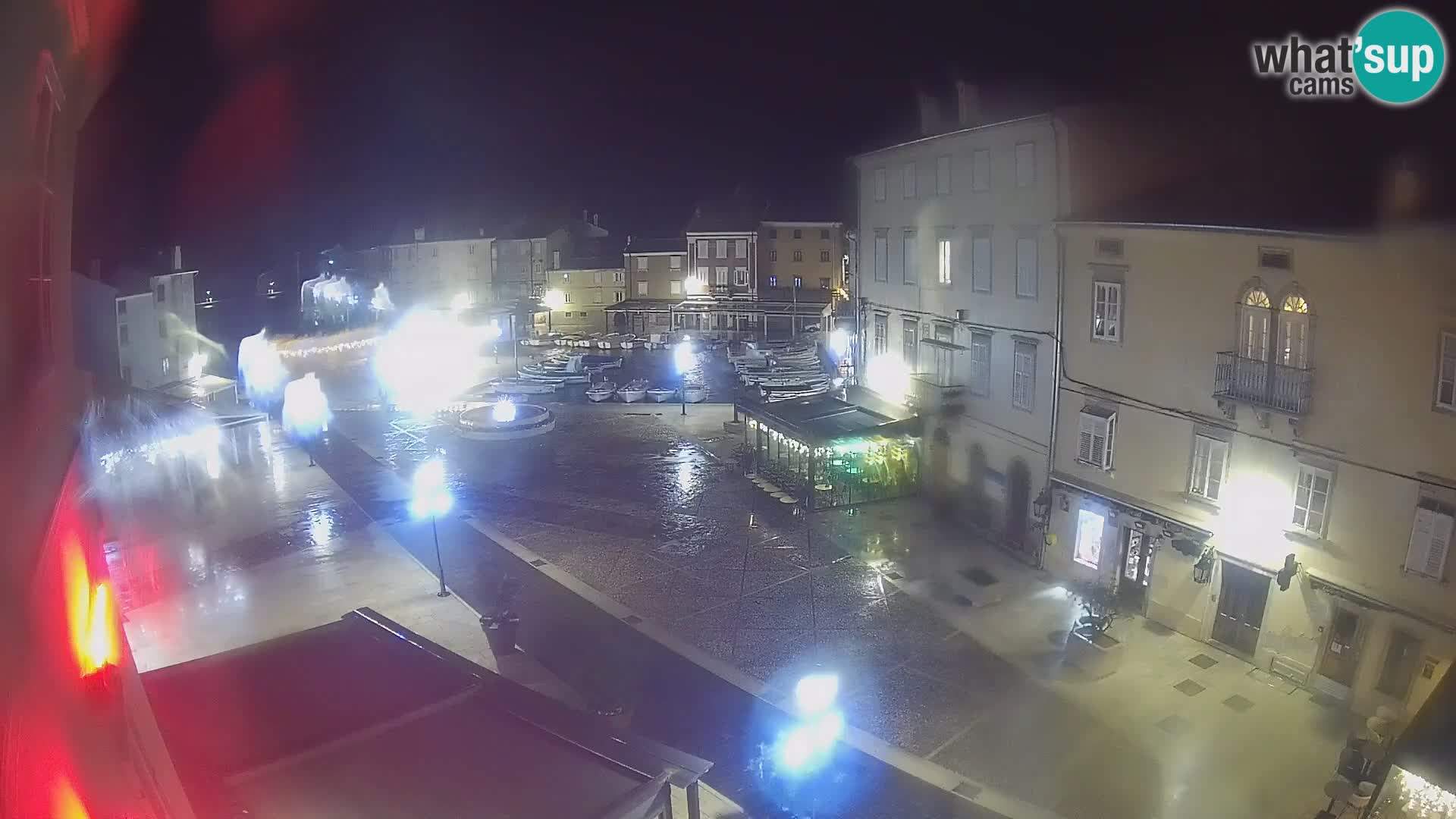 LIVE cam Cres Stadt – Hauptplatz und “mandrač” – Cres Insel – Kroatien