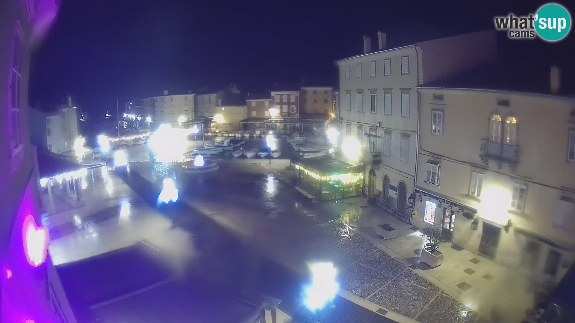 LIVE cam Cres city – main square and “mandrač” – Cres island – Croatia