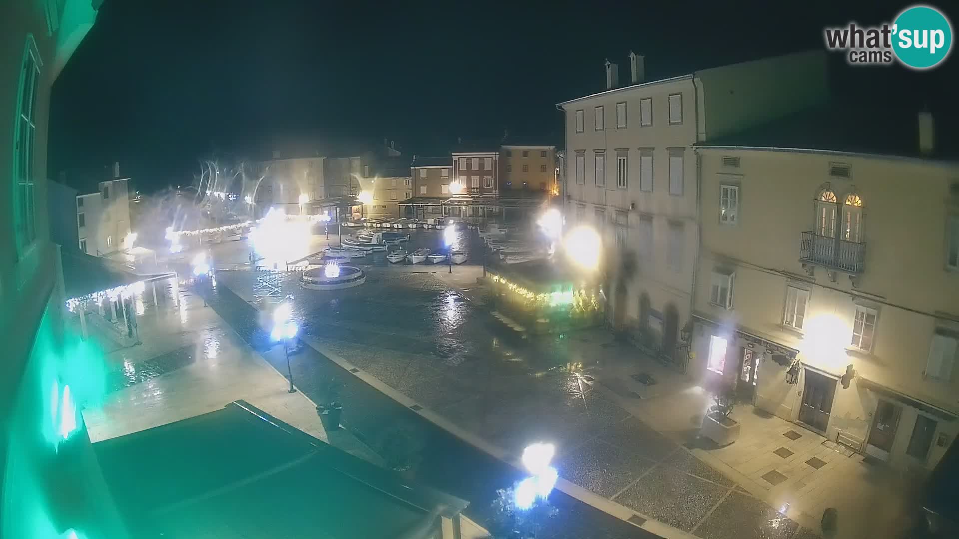 LIVE cam Cres city – main square and “mandrač” – Cres island – Croatia