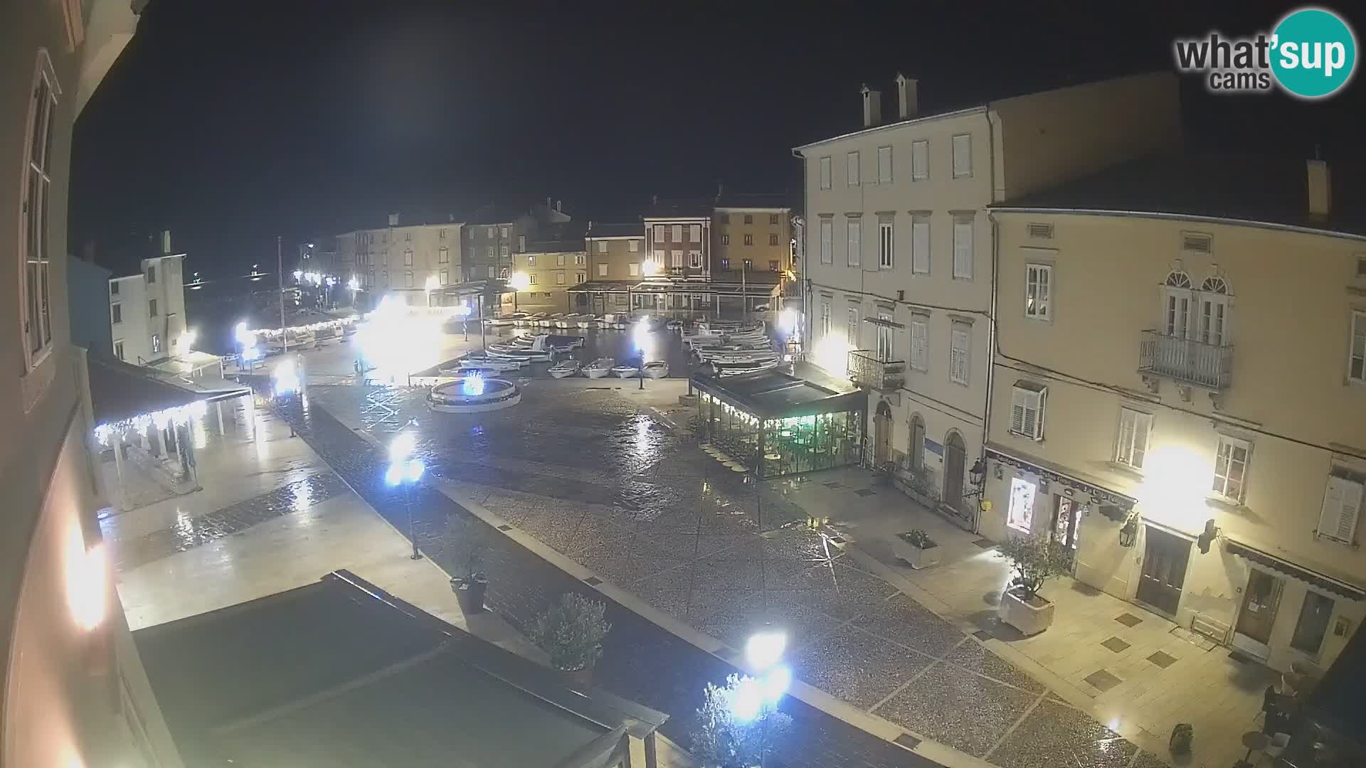 LIVE cam Cres city – main square and “mandrač” – Cres island – Croatia