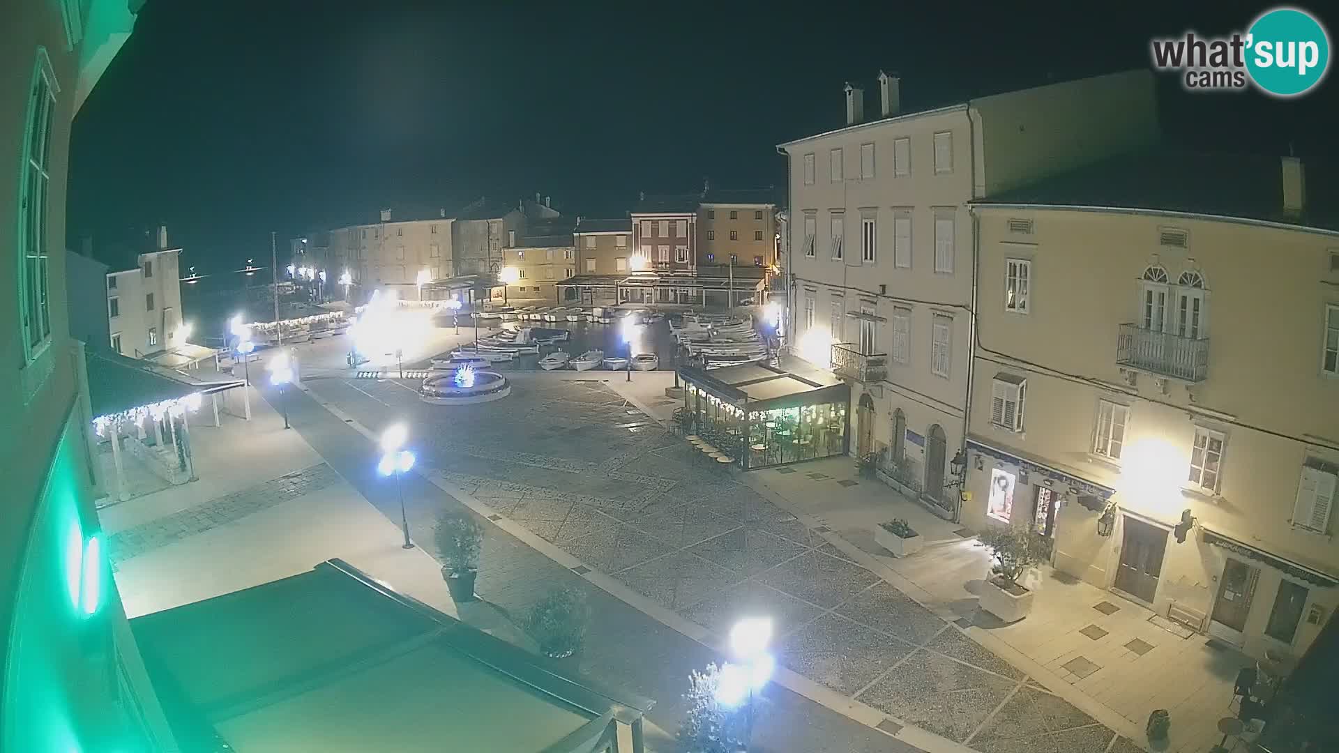 LIVE cam Cres city – main square and “mandrač” – Cres island – Croatia