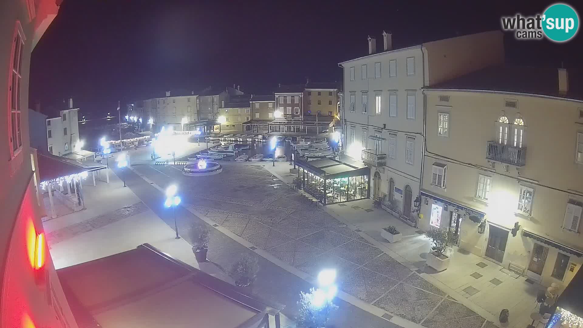 LIVE cam Cres city – main square and “mandrač” – Cres island – Croatia