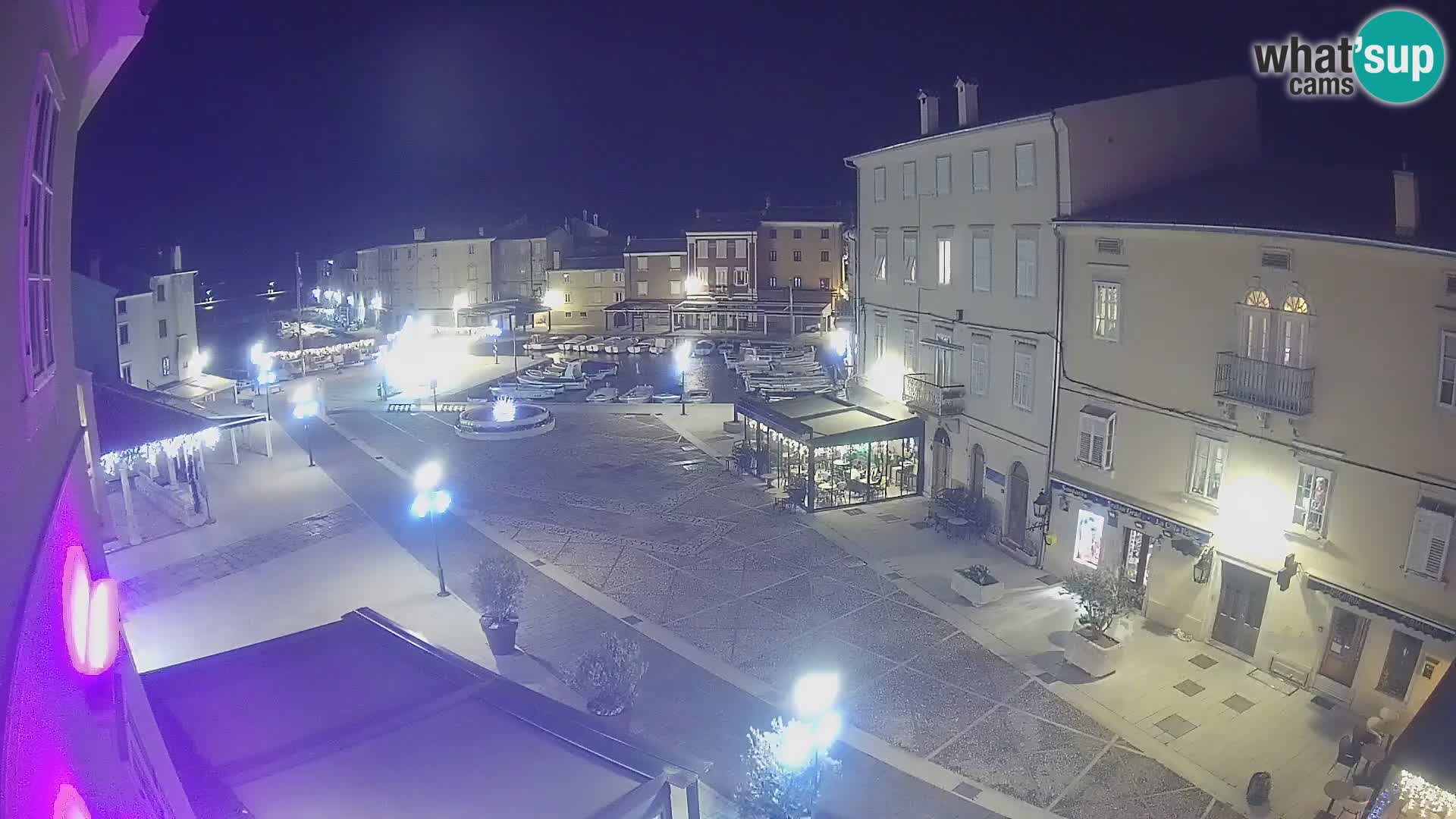 LIVE cam Cres city – main square and “mandrač” – Cres island – Croatia