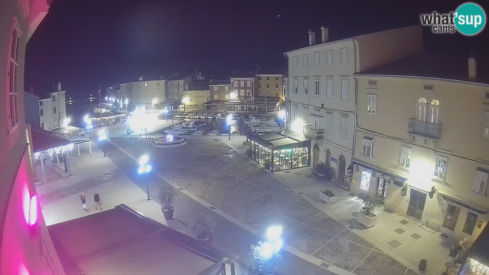 LIVE cam Cres Stadt – Hauptplatz und “mandrač” – Cres Insel – Kroatien