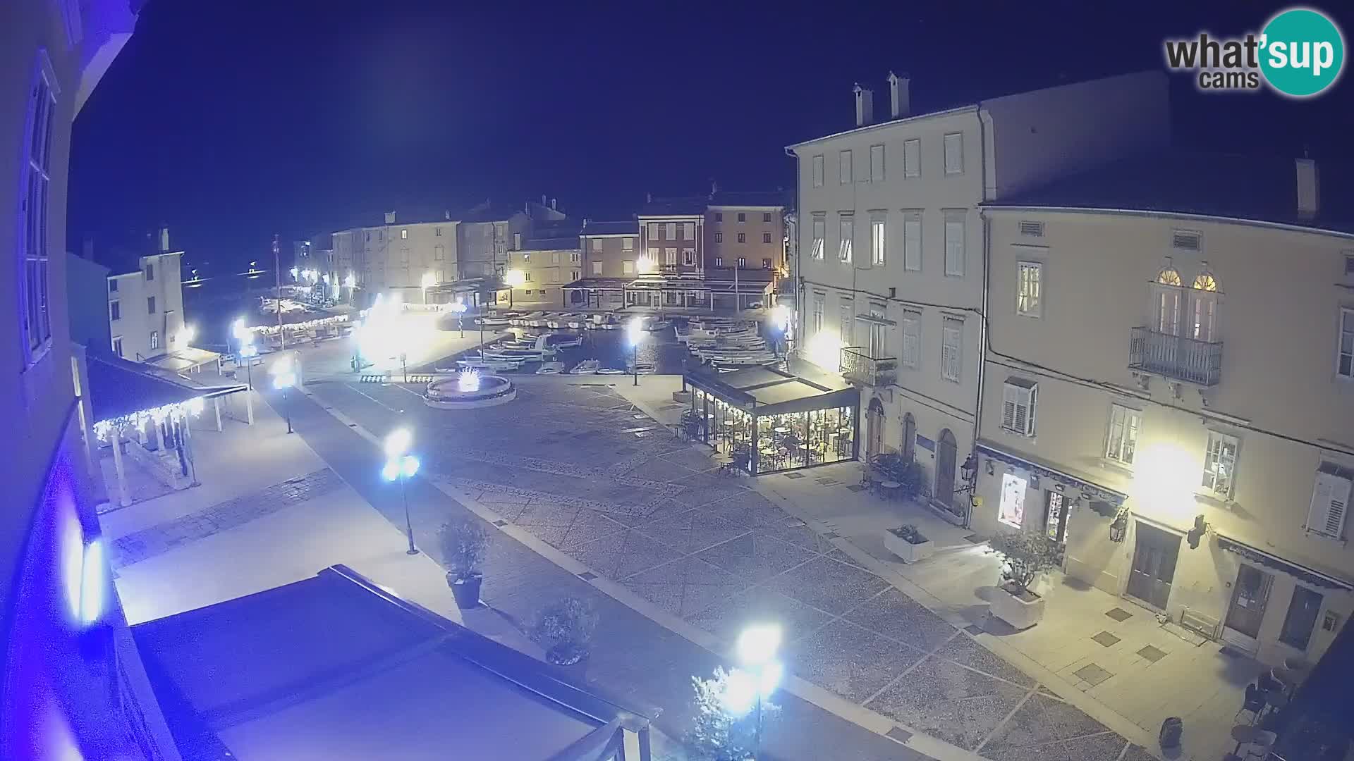 LIVE cam Cres city – main square and “mandrač” – Cres island – Croatia