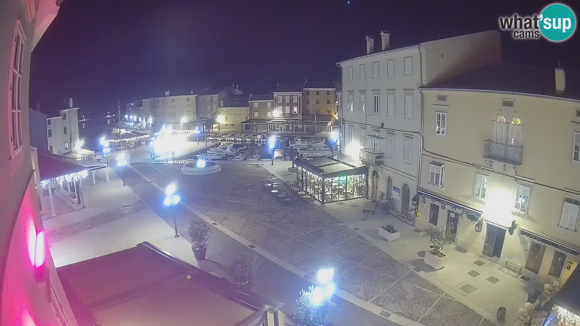 LIVE cam Cres city – main square and “mandrač” – Cres island – Croatia