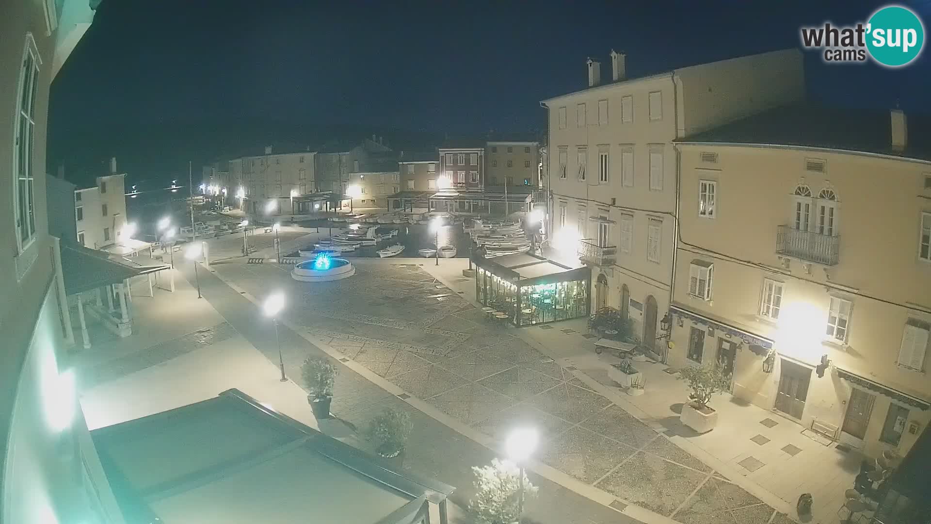 LIVE cam Cres city – main square and “mandrač” – Cres island – Croatia