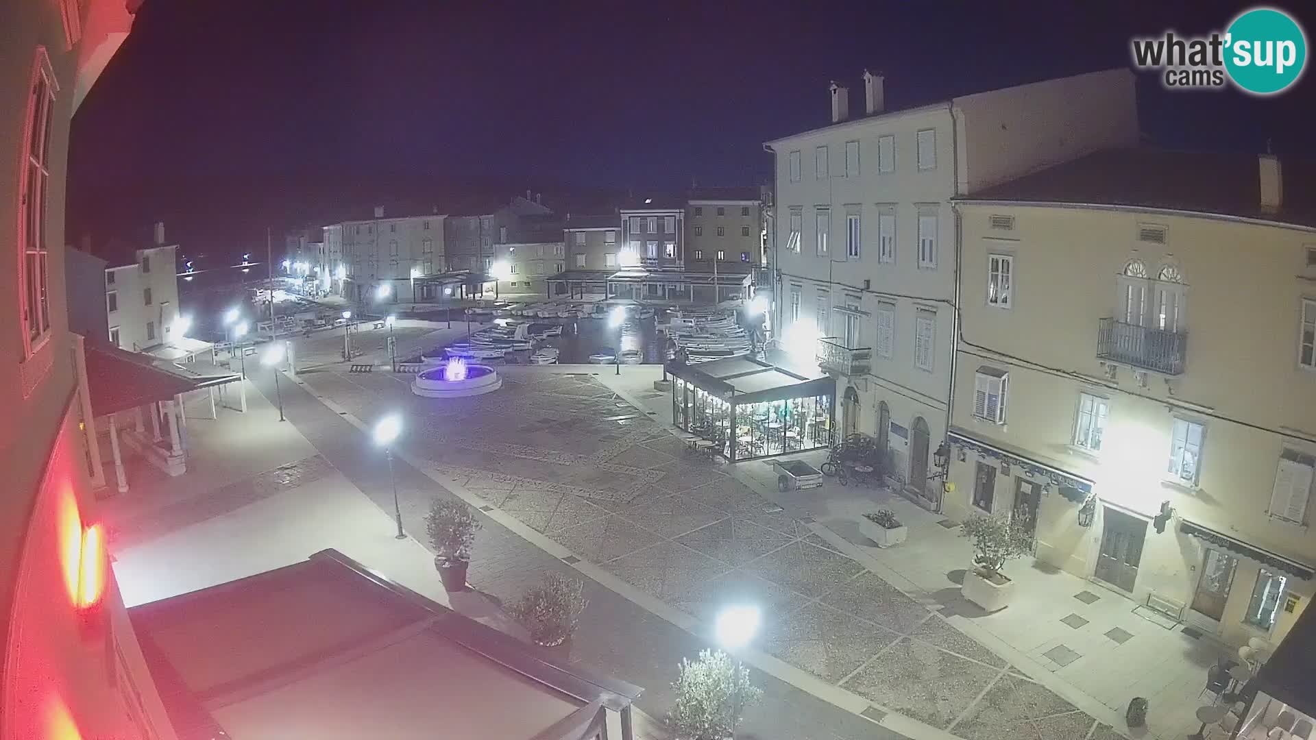 LIVE cam Cres city – main square and “mandrač” – Cres island – Croatia