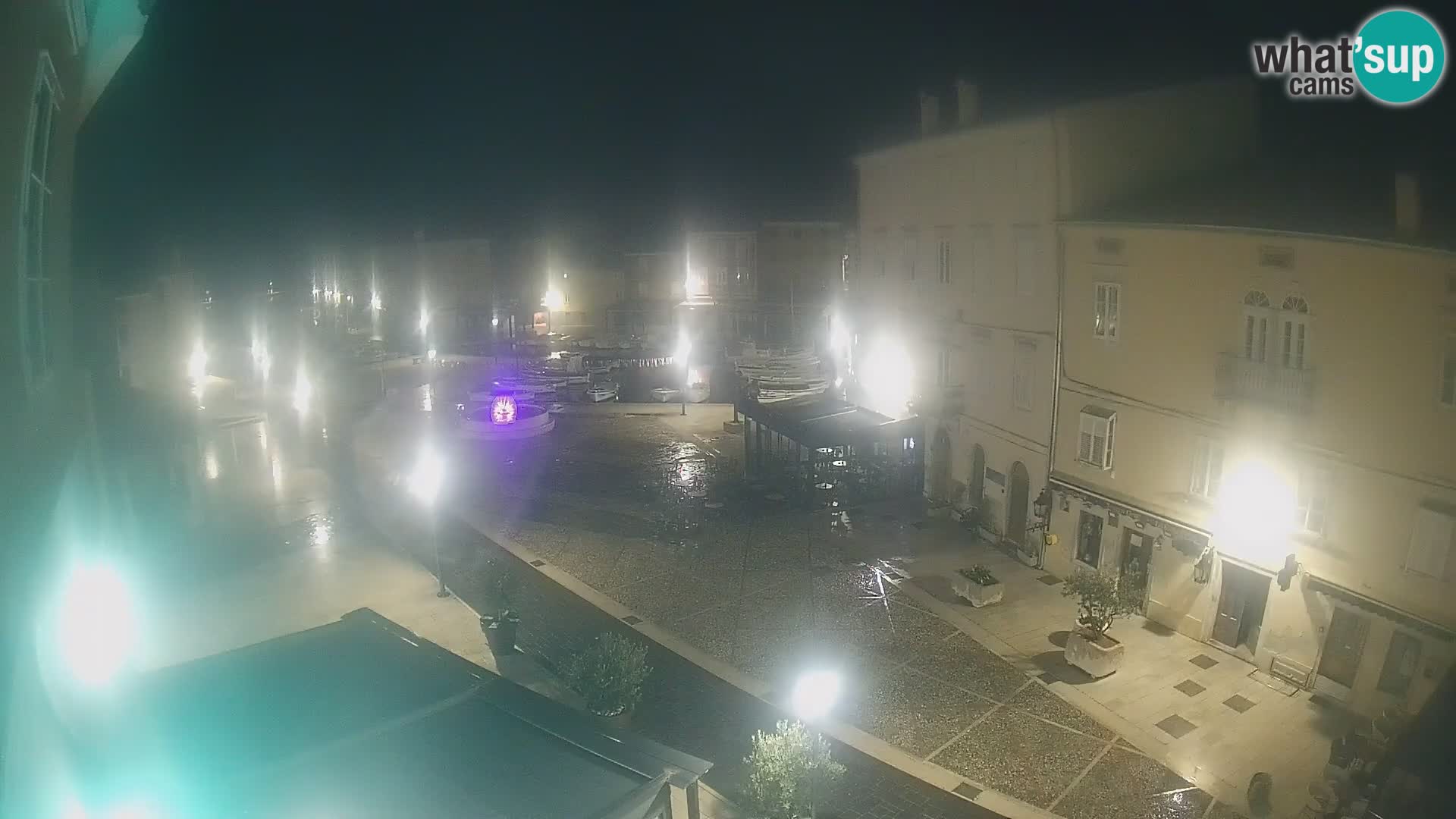 LIVE cam Cres city – main square and “mandrač” – Cres island – Croatia