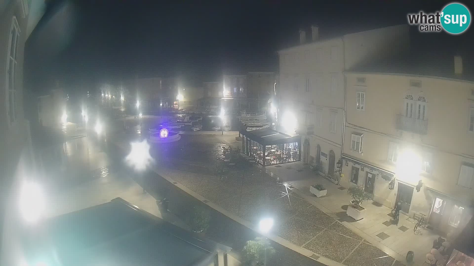 LIVE cam Cres Stadt – Hauptplatz und “mandrač” – Cres Insel – Kroatien