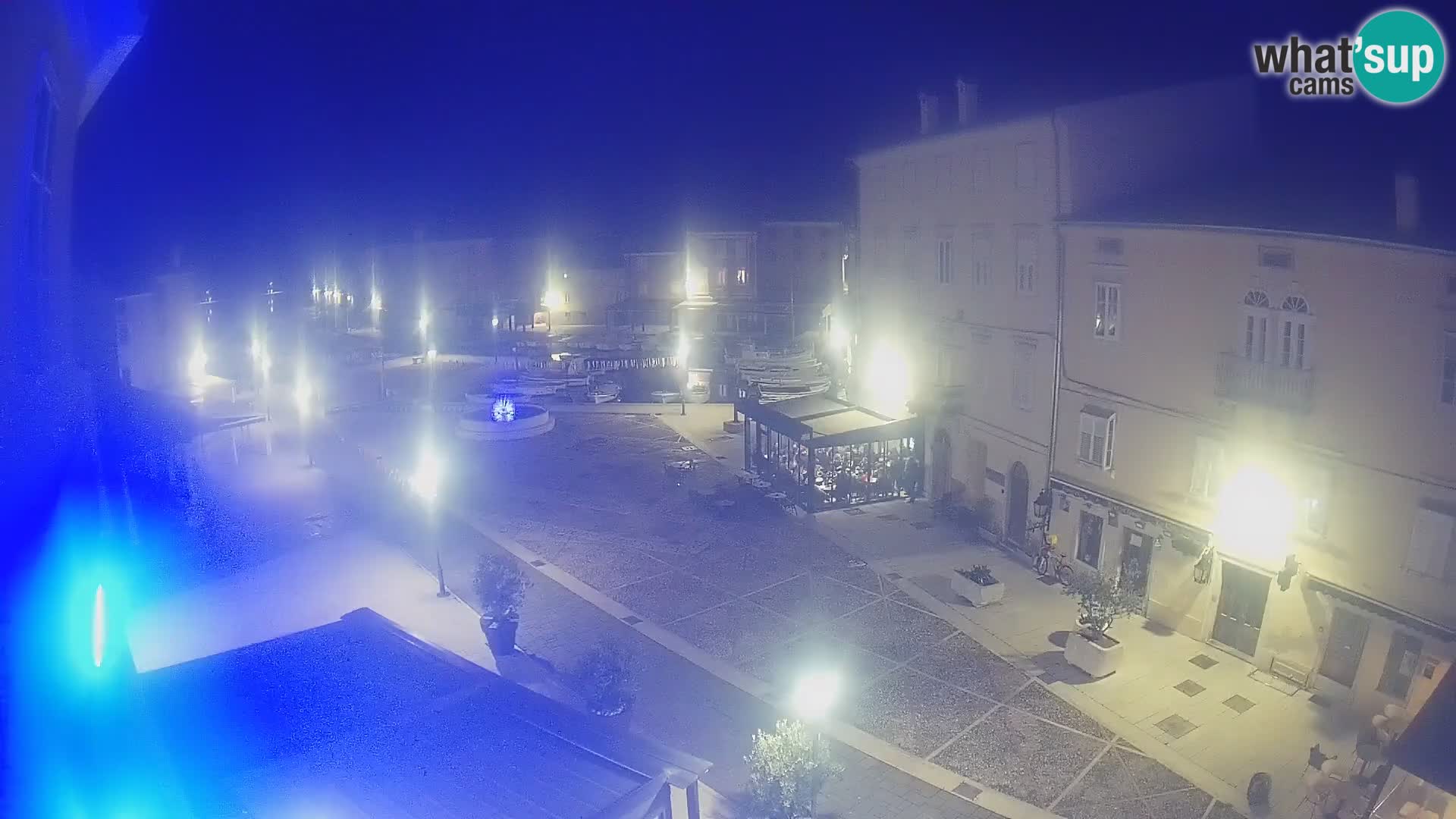 LIVE cam Cres Stadt – Hauptplatz und “mandrač” – Cres Insel – Kroatien