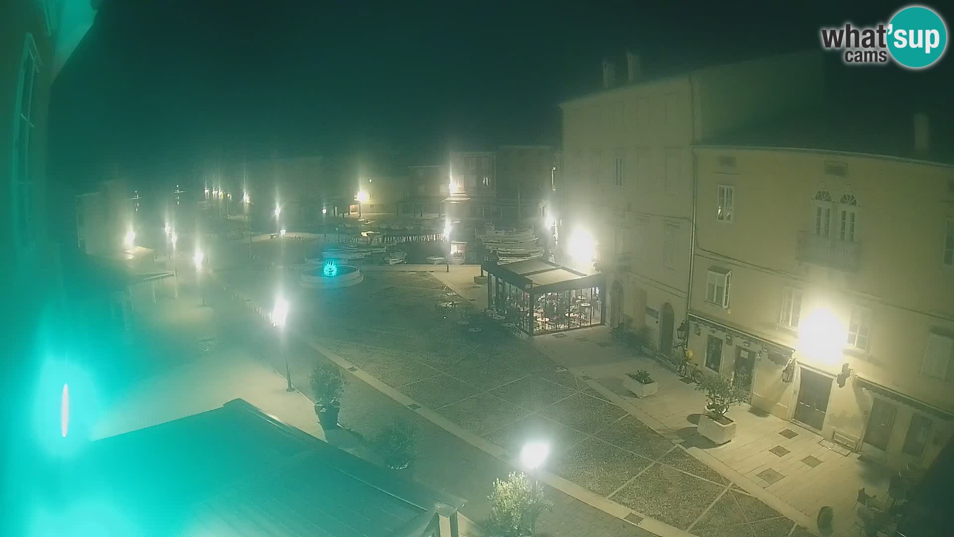 LIVE cam Cres città – piazza principale e “mandrač” – isola di Cherso – Croazia